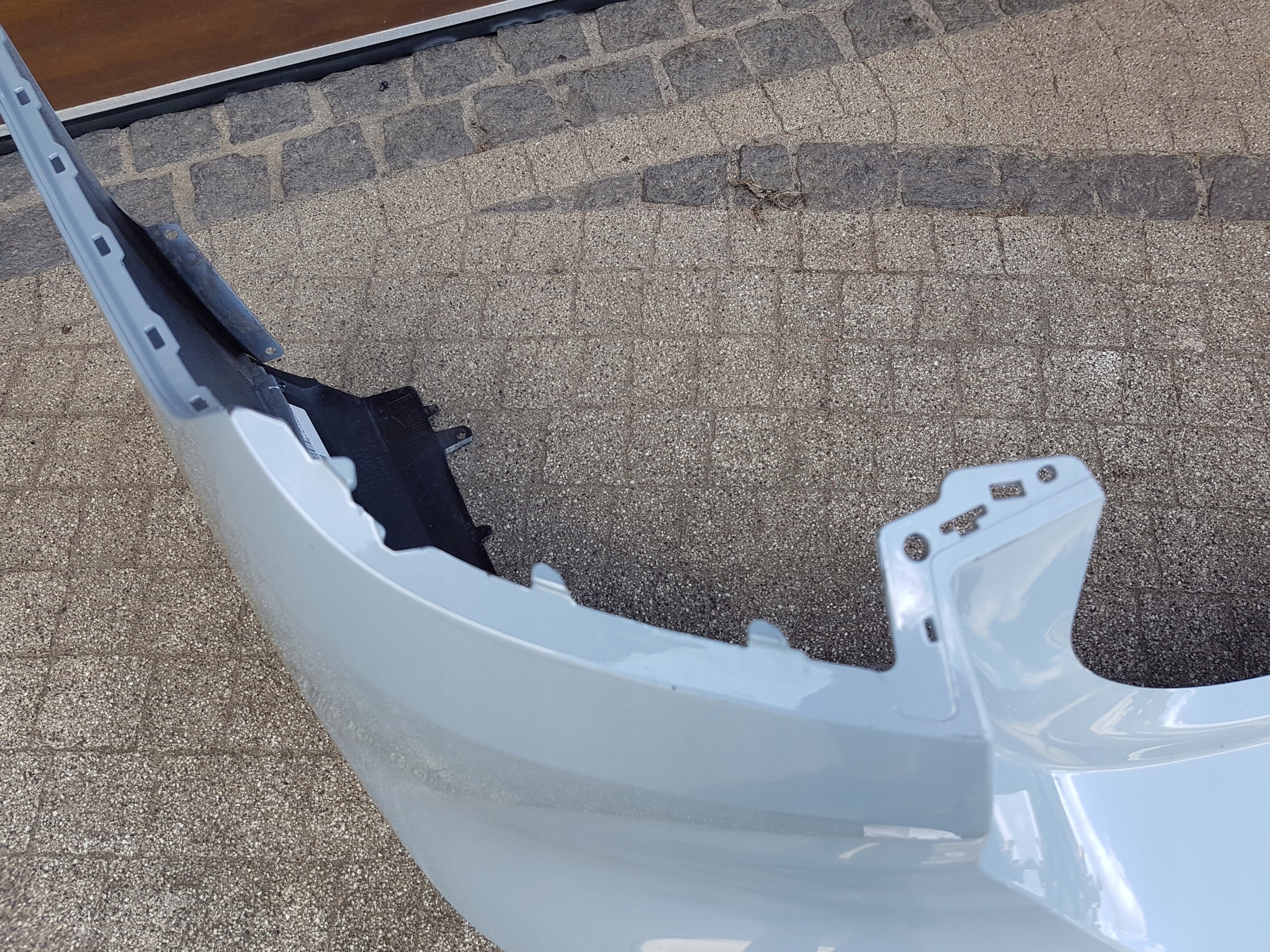 Paraurti posteriore BMW G70 m-packet