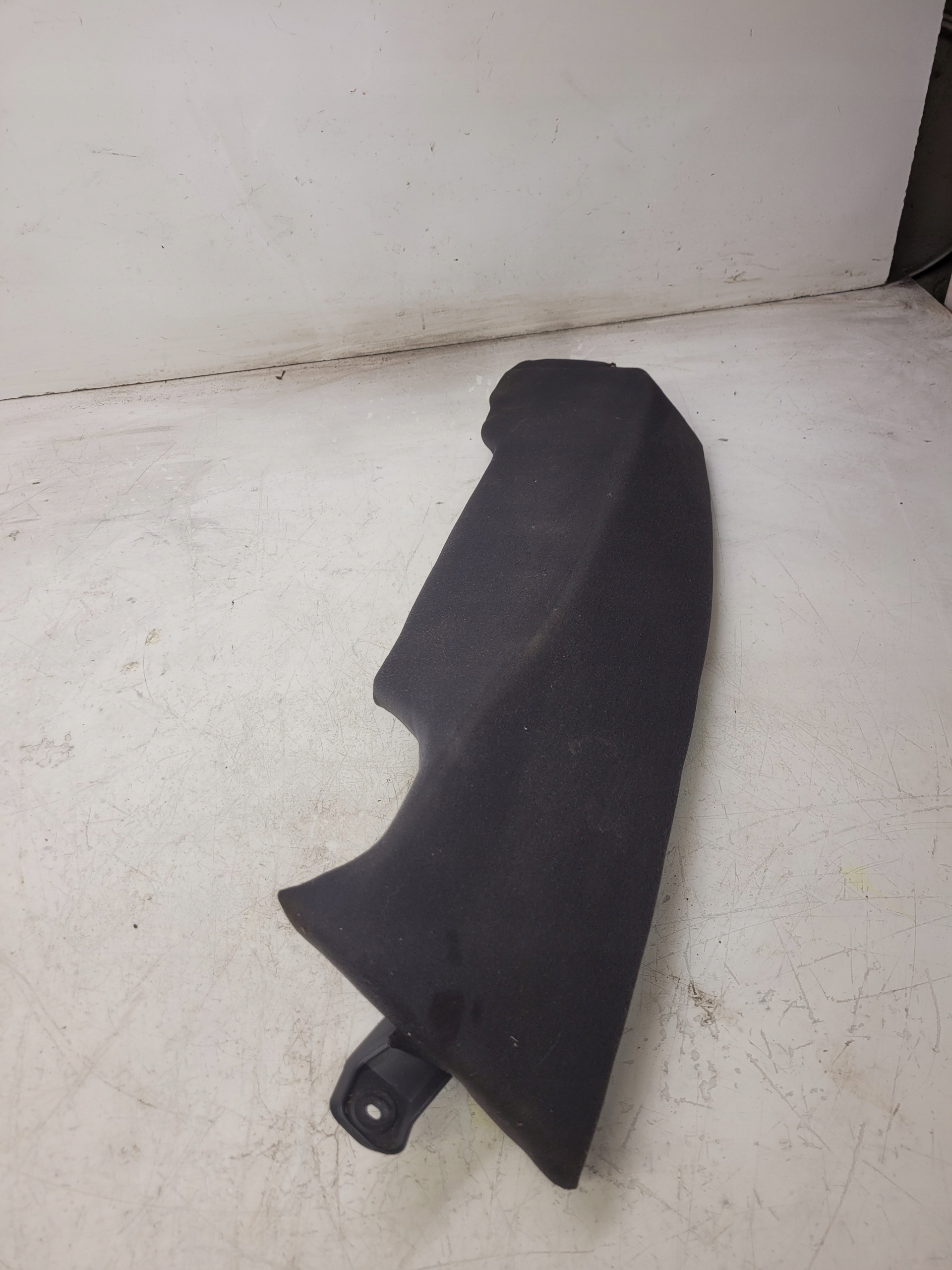 side KANAPY left rear part AUDI A4 B8 A5 8T0857791 WEL
