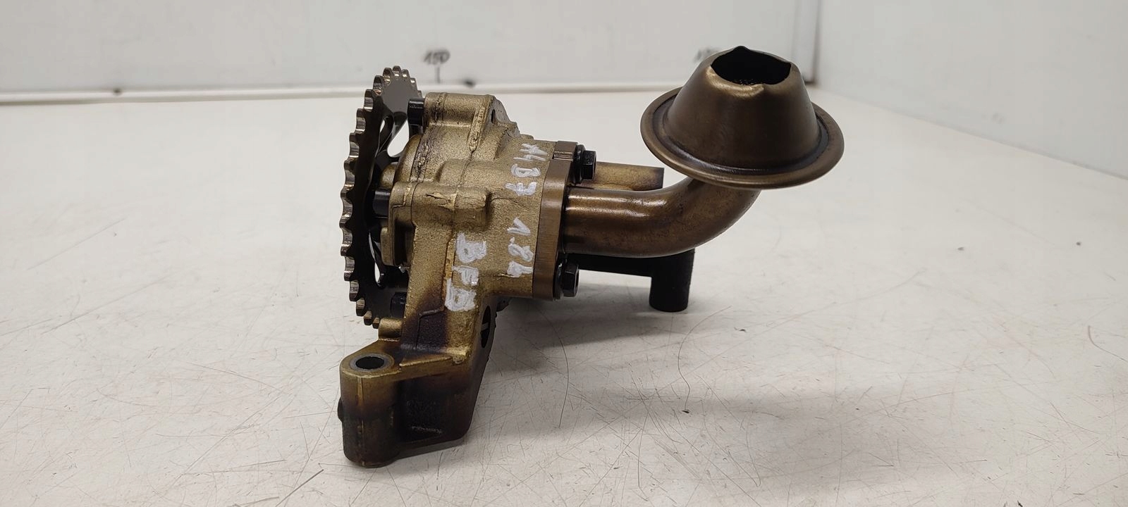 oil pump Audi A4 B7 1,8T BFB