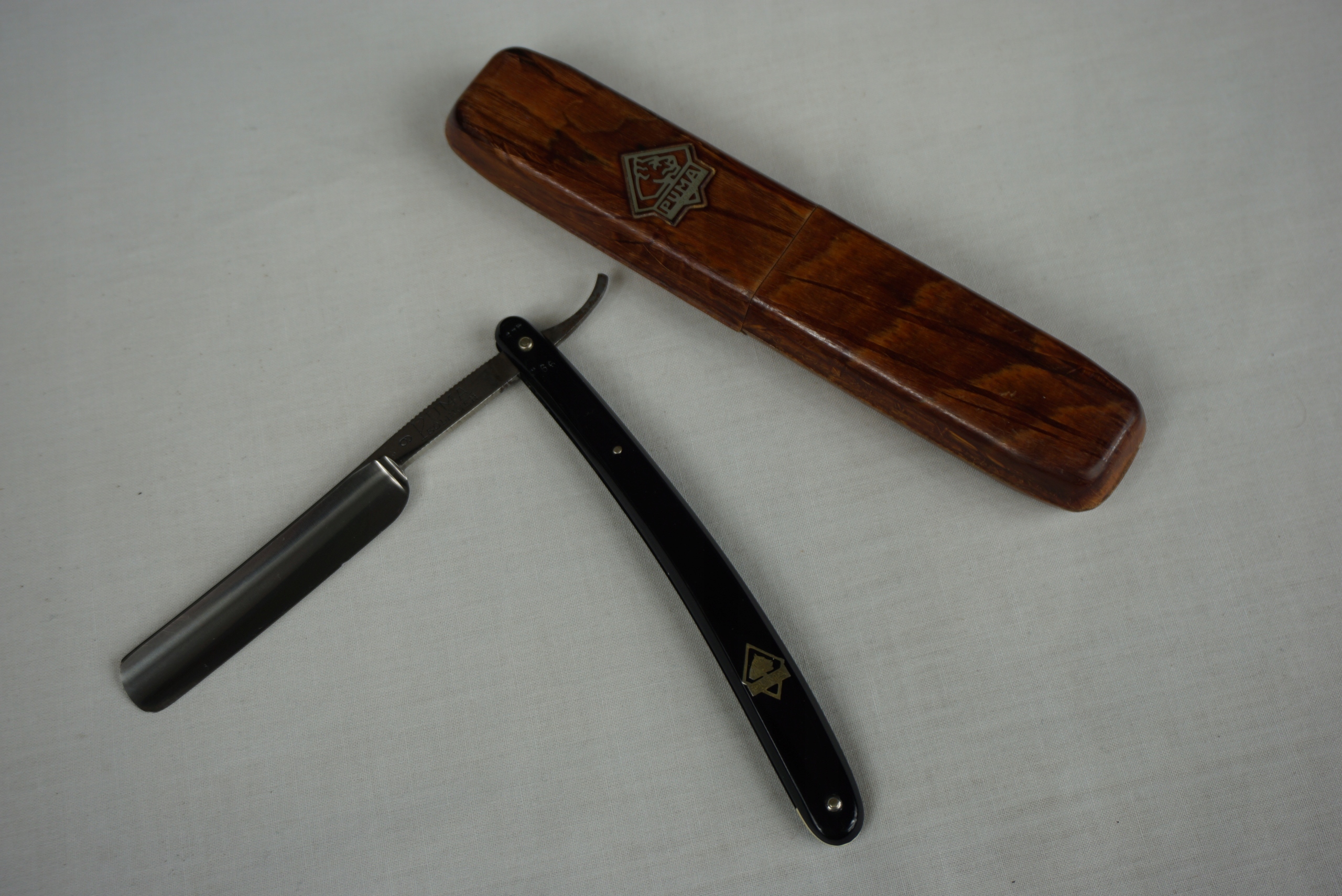 Stara brzytwa PUMA Solingen 9 etui nr2