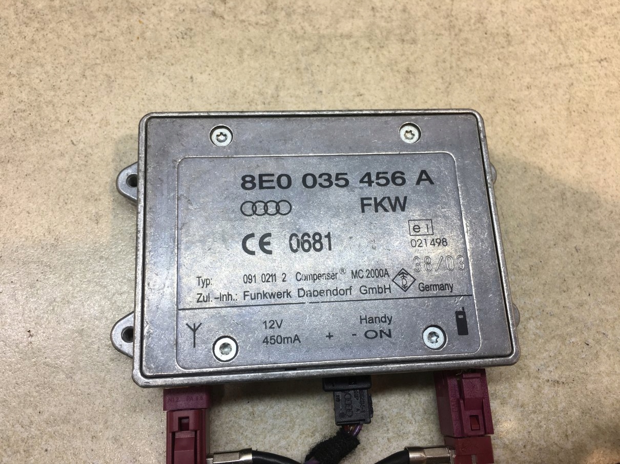 amplifier ANTENY AUDI A4 B6 8E0035456A