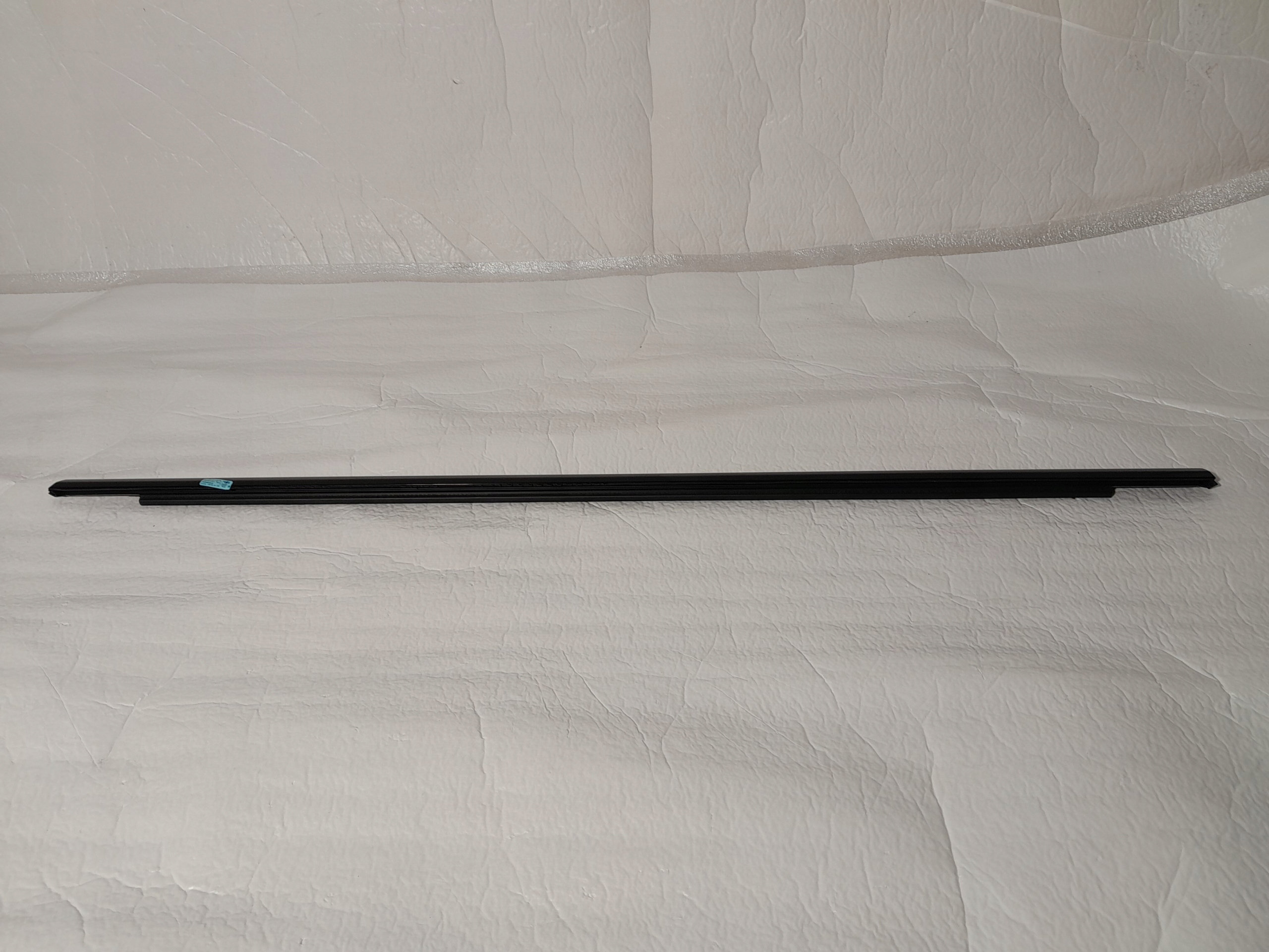 AUDI Q8 4M moulding dust door 4M8837476C