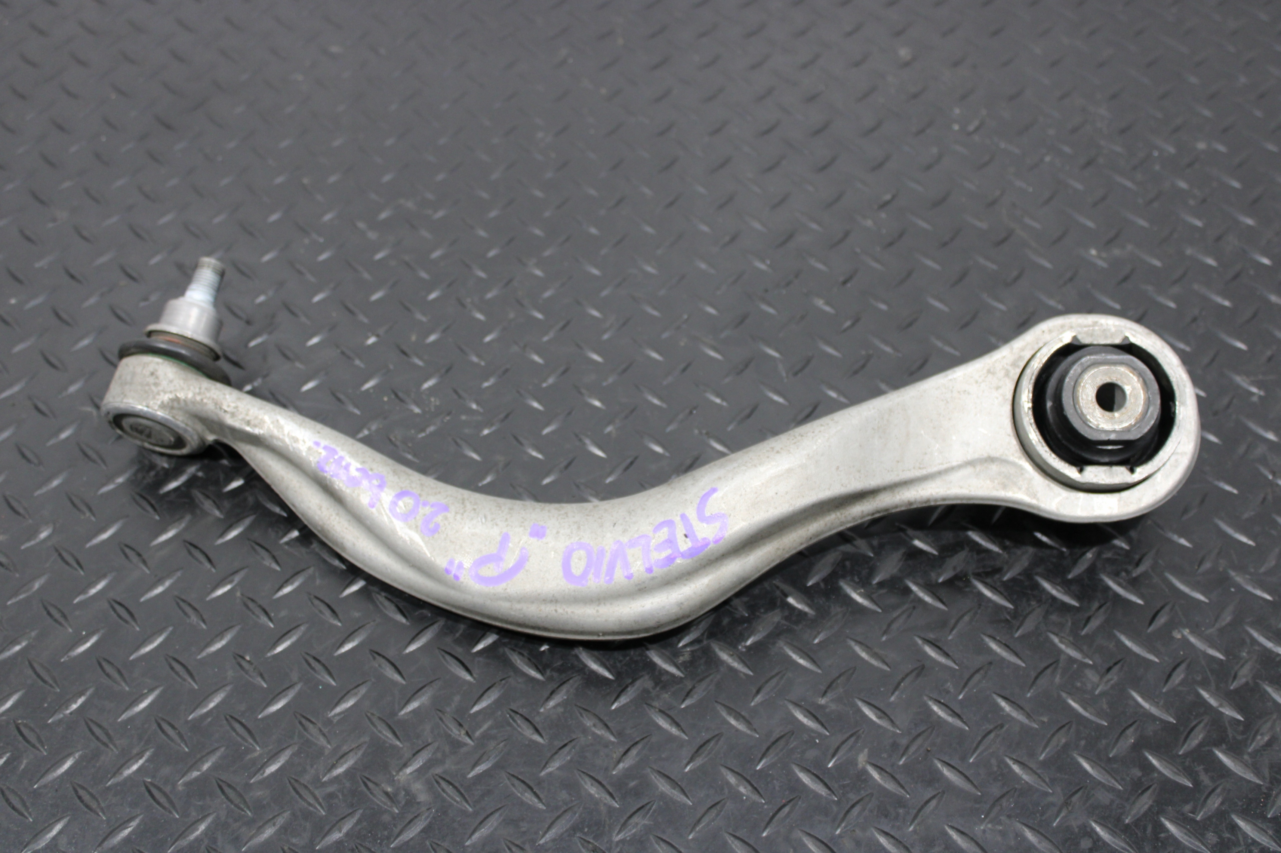 arm right front lower ALFA ROMEO STELVIO Q4