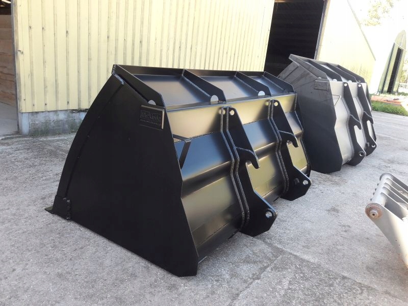 CLAAS SCORPION ŁYŻKA DO ZBOŻA I SYPKICH SZUFLA 3m3 Numer katalogowy części 001.321.2600.051