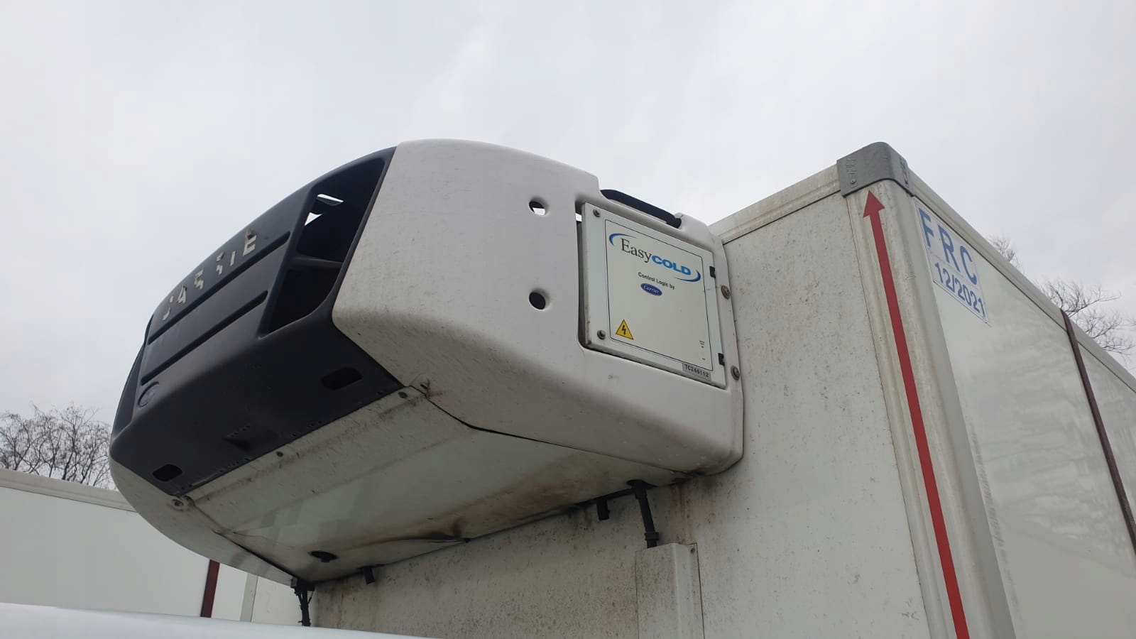 AGREGAT CHLODNICZY CARRIER SUPRA 850 2012r Car type Trucks Undefined