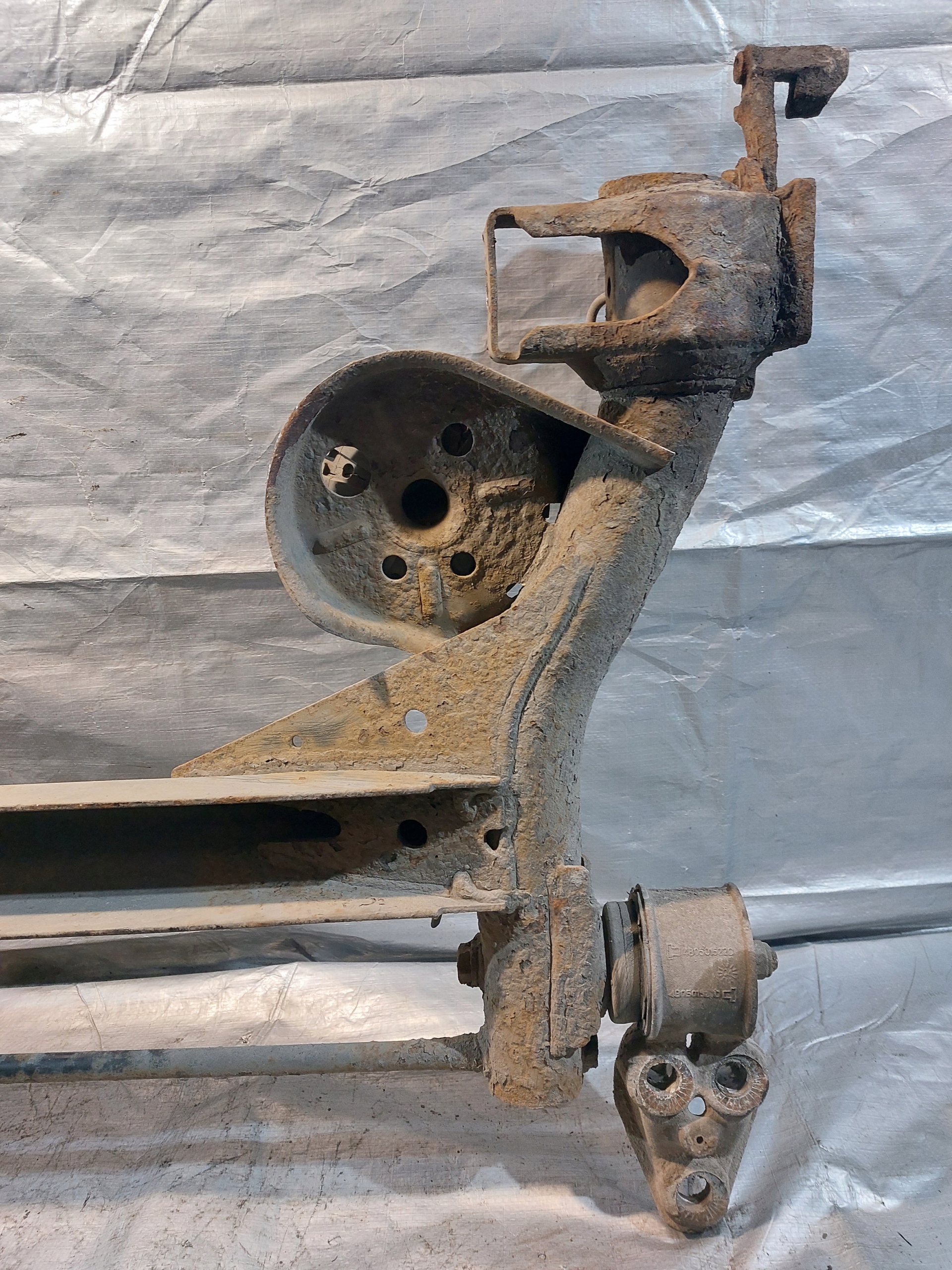 suspension beam rear part VW PASSAT B5 sedan 1.8T