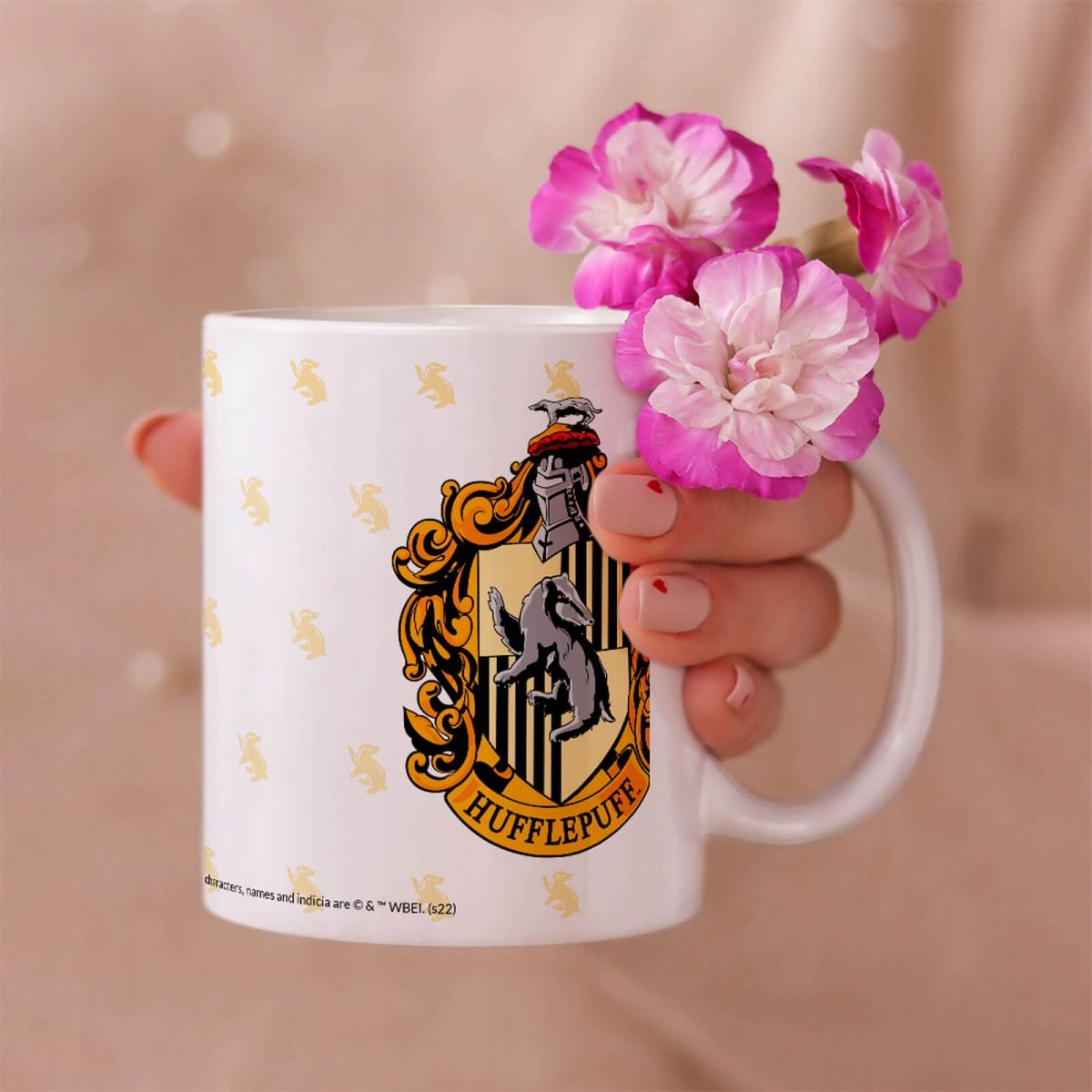 Kubek na kawę Harry Potter Hufflepuff 330 ml Materiał ceramika