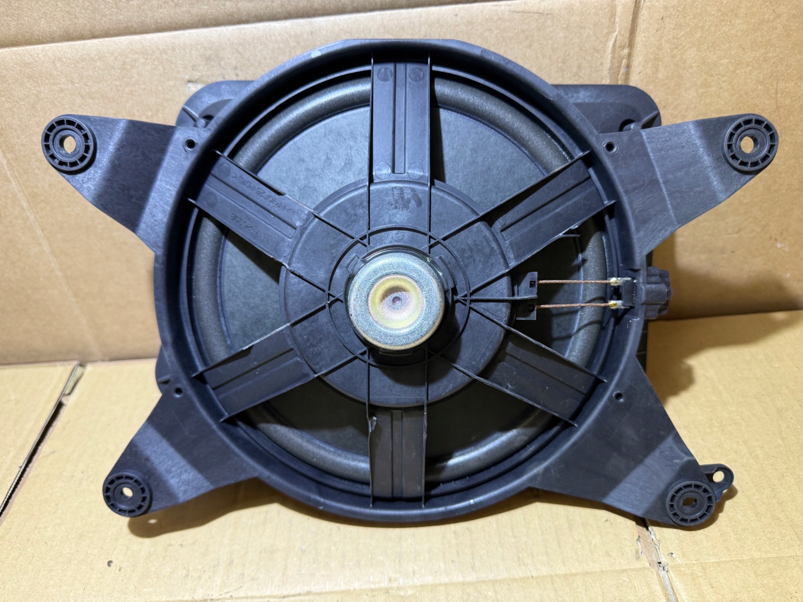 AUDI A6 C7 LIFT speaker SUBWOOFER 4G5035412