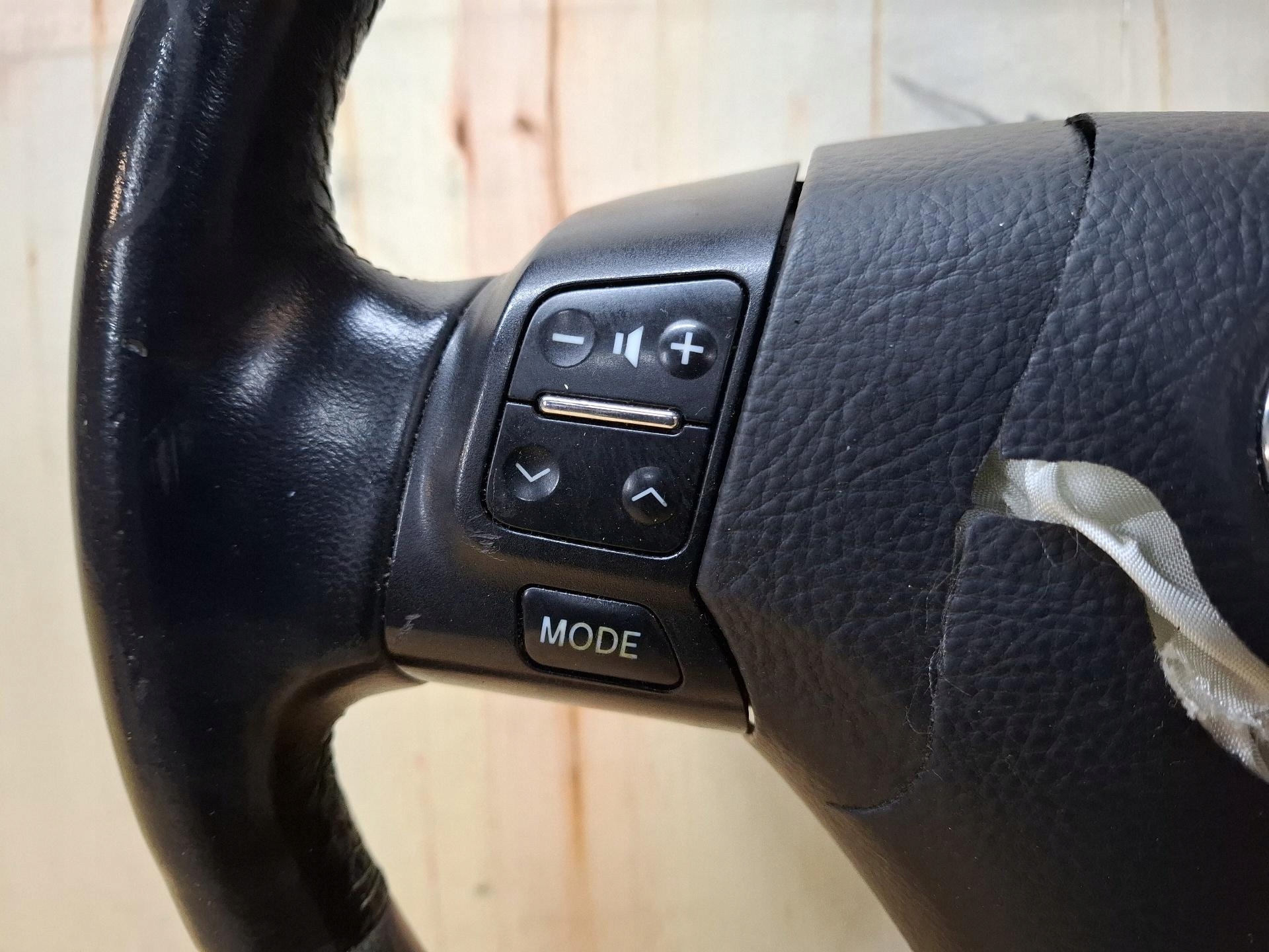 volant Lexus GS 3 2007