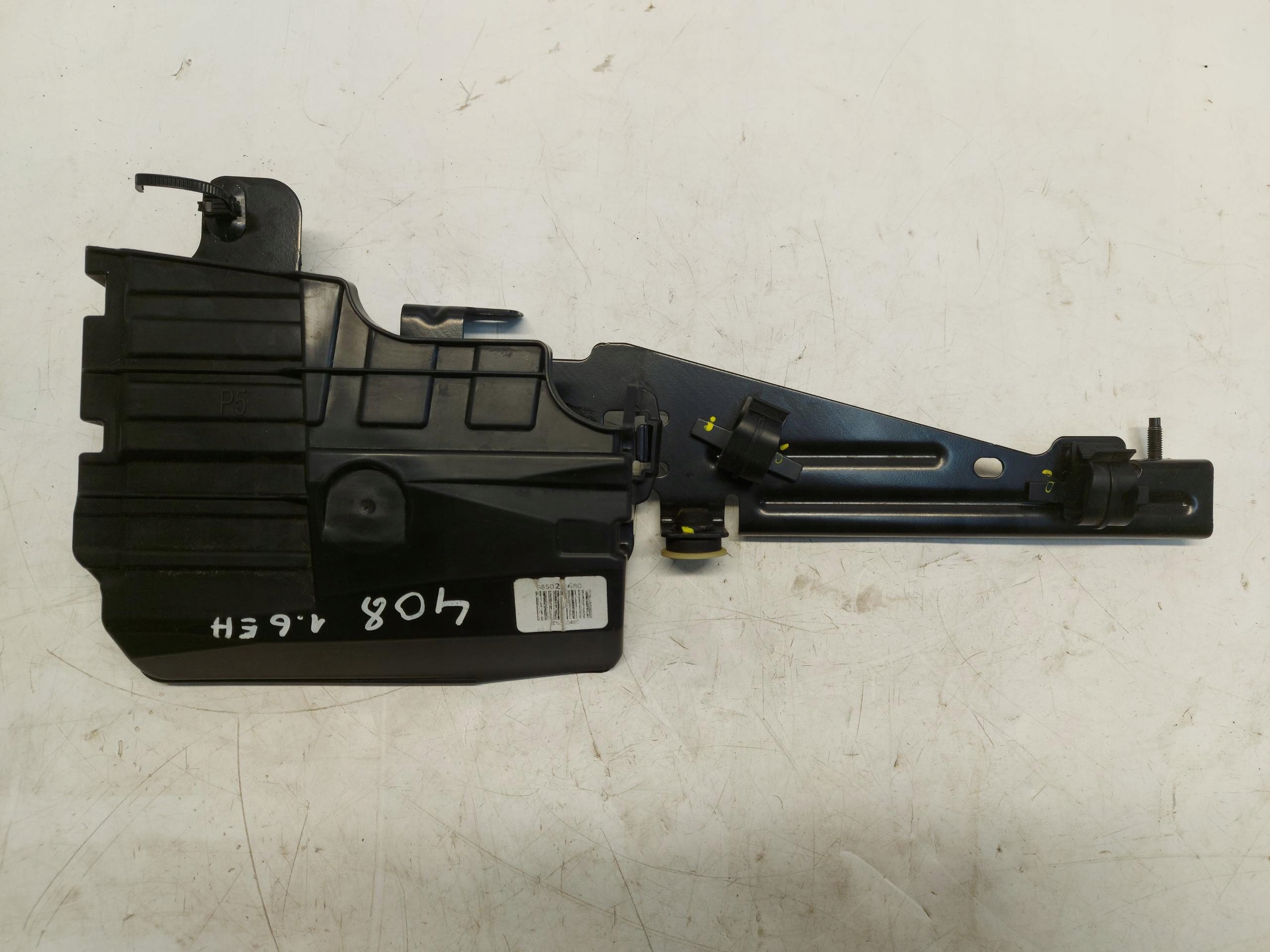 Peugeot 408 GT P54 holder bracket left front 985025480