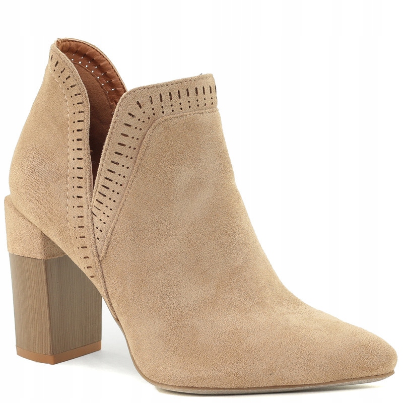 Béžové kotníkové boty s semišovou špicí