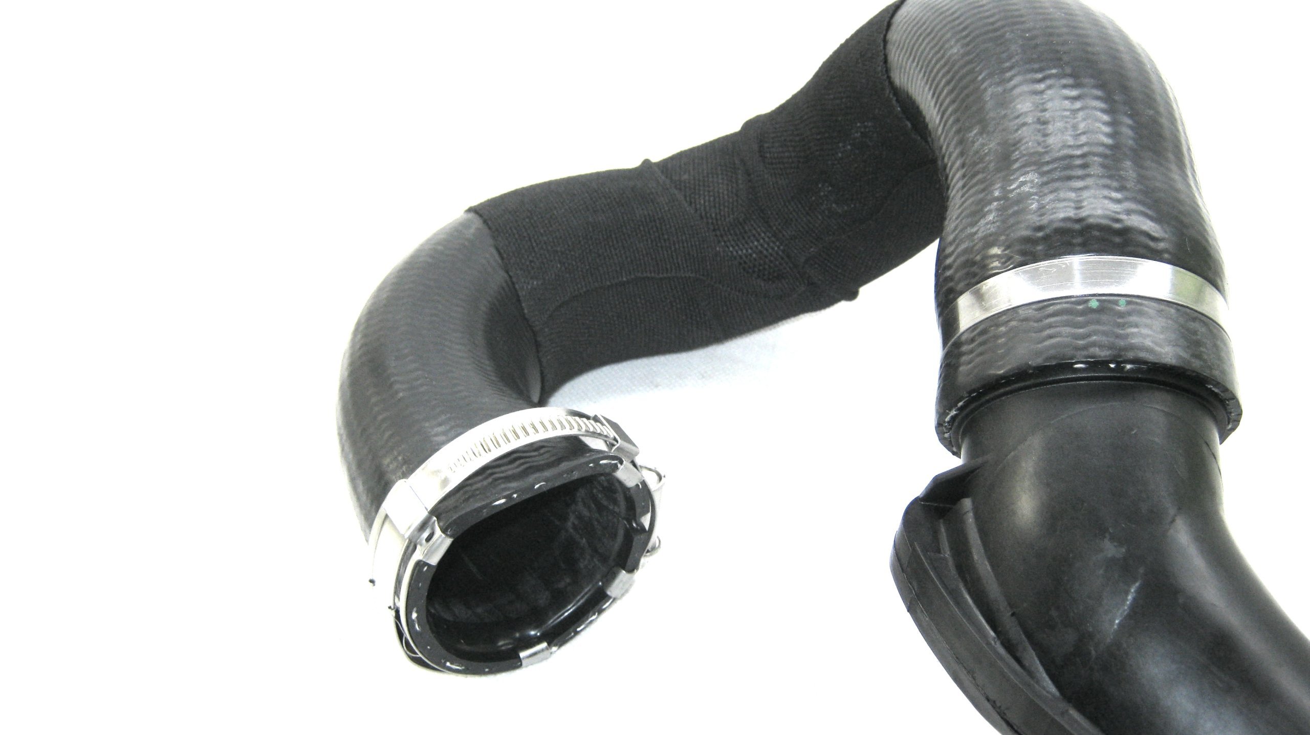 WAZ PRZEWOD RURA TURBO 2 0 DCI TRAFIC VIVARO ORYG Part number 144607066R 144607933R