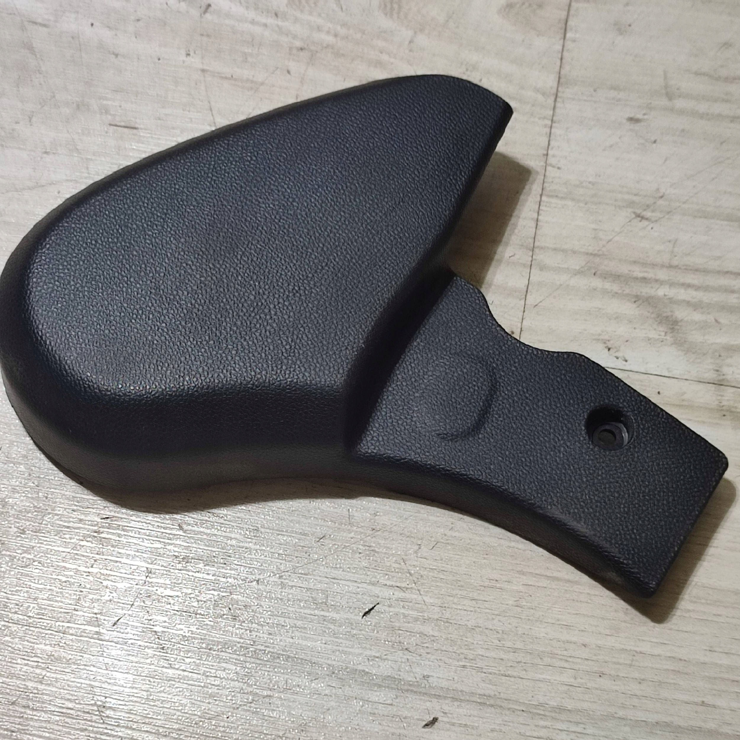 plastic seat right front Hyundai i20 (GB IB) 88906C8000