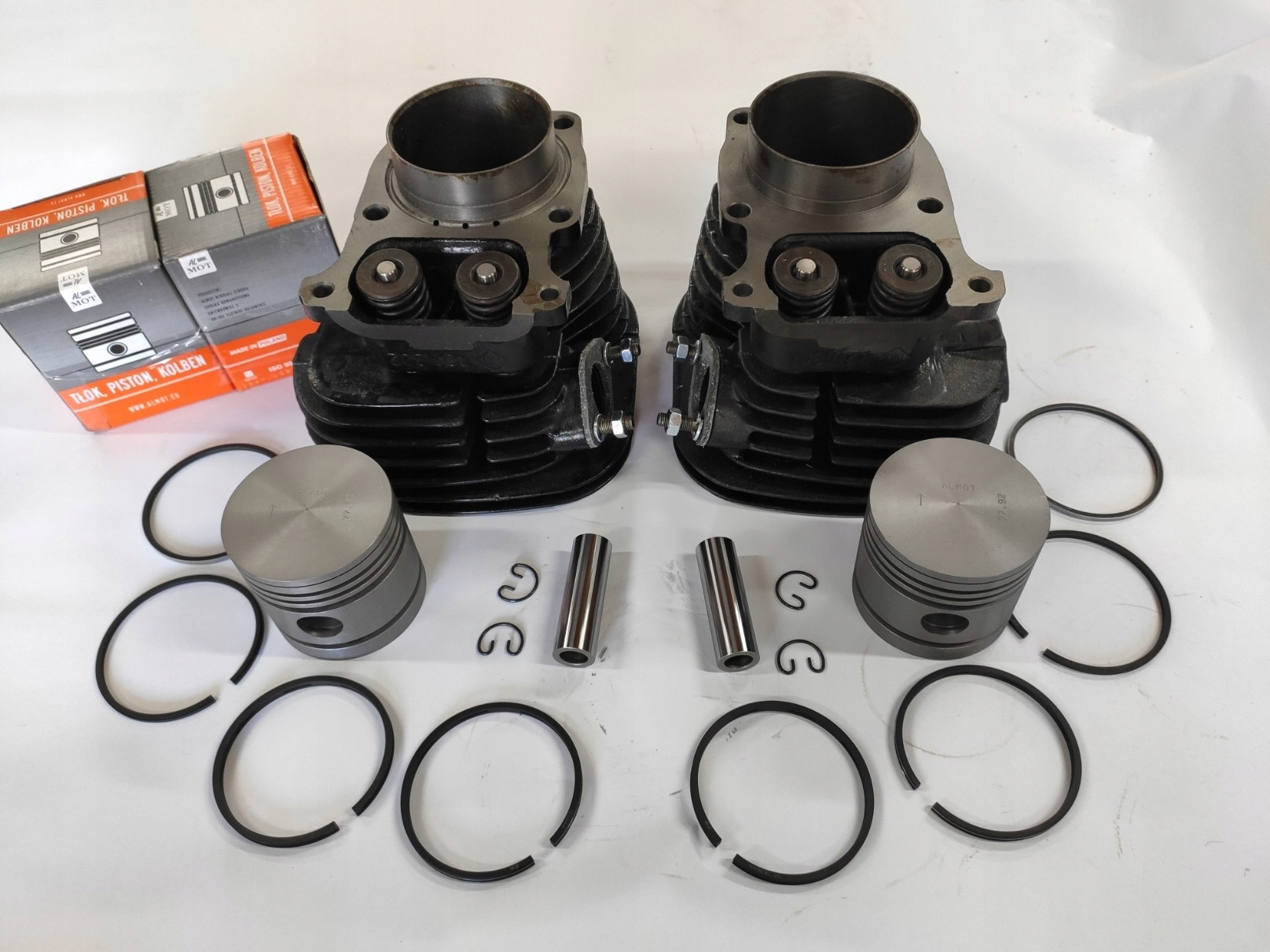 Pístové Válce M-72 K-750 MW-750 Denepr MT12 Kompl