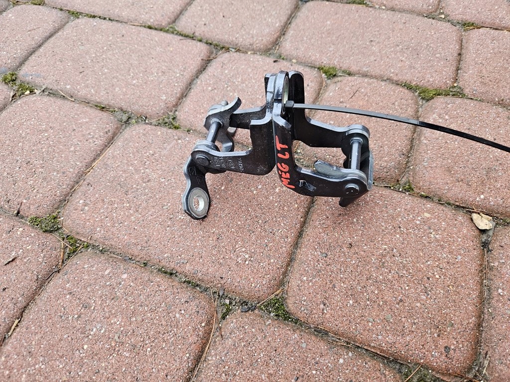 hinge hinges rear part rear. kombi TEKPN left RENAULT MEGANE 4 IV