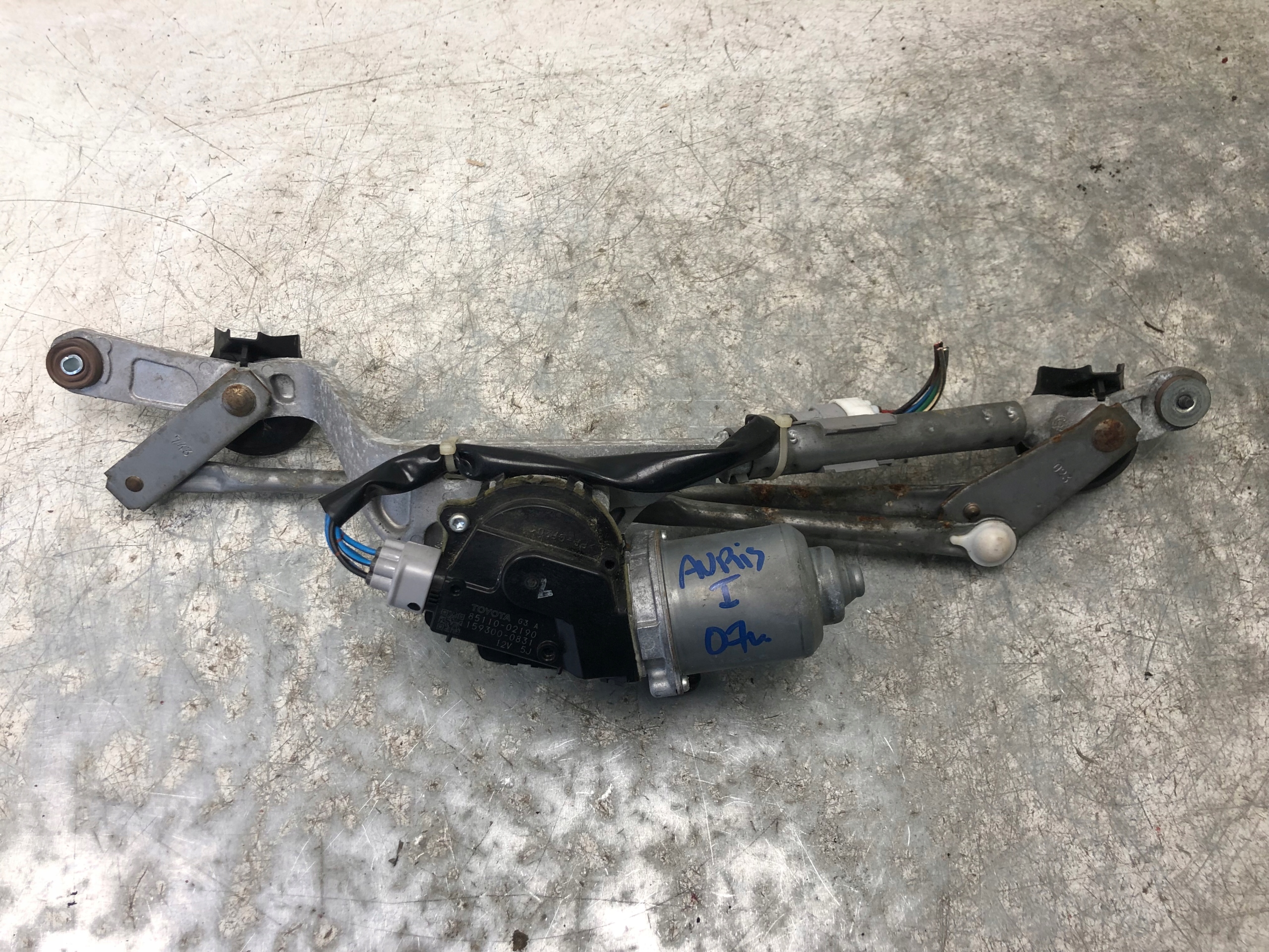 Wischergestänge TOYOTA AURIS und 85110-02190