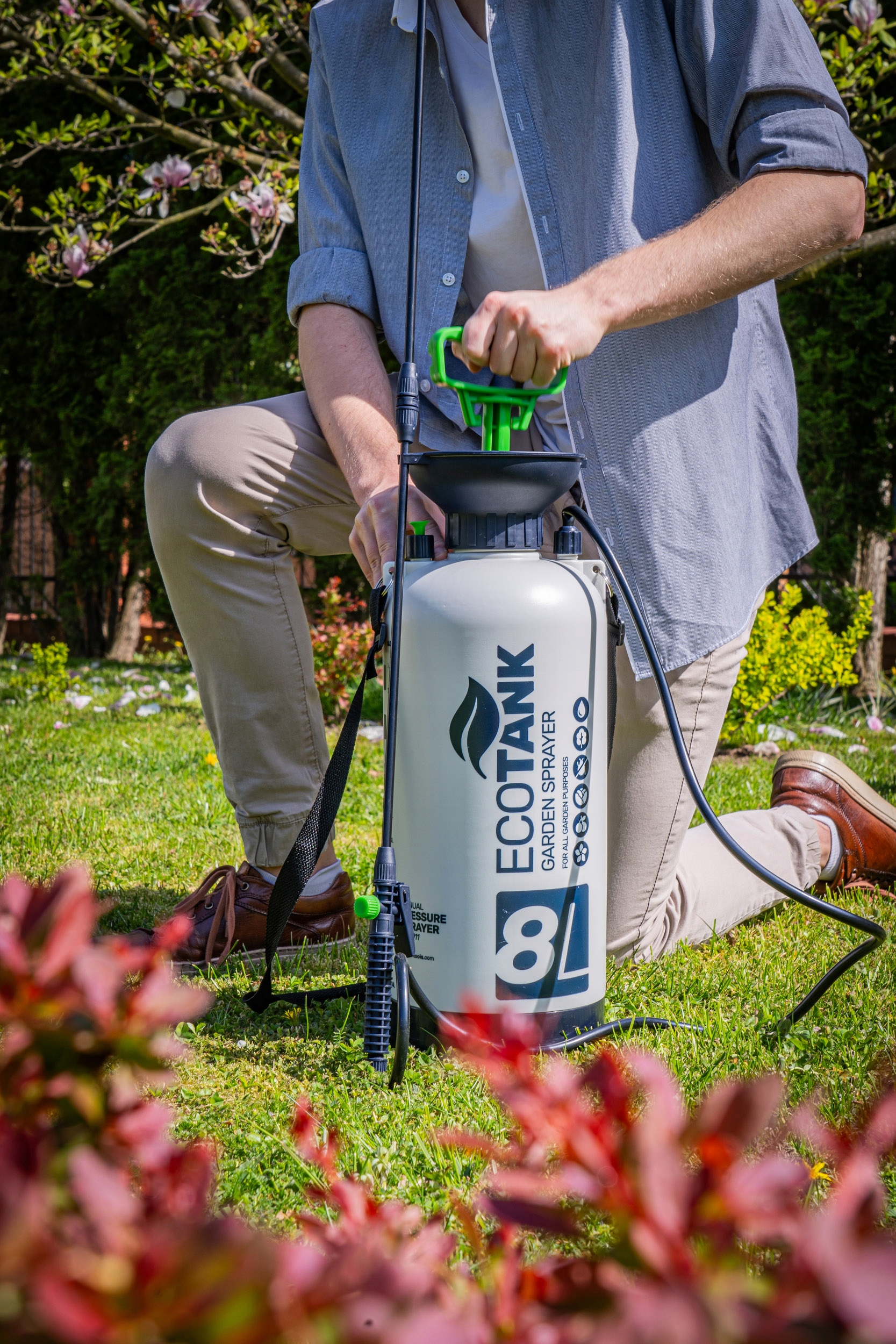 OPRYSKIWACZ CIŚNIENIOWY RĘCZNY DUŻY POJEMNOŚĆ 8L REGULACJA LANCA 98CM Długość lancy 98 cm