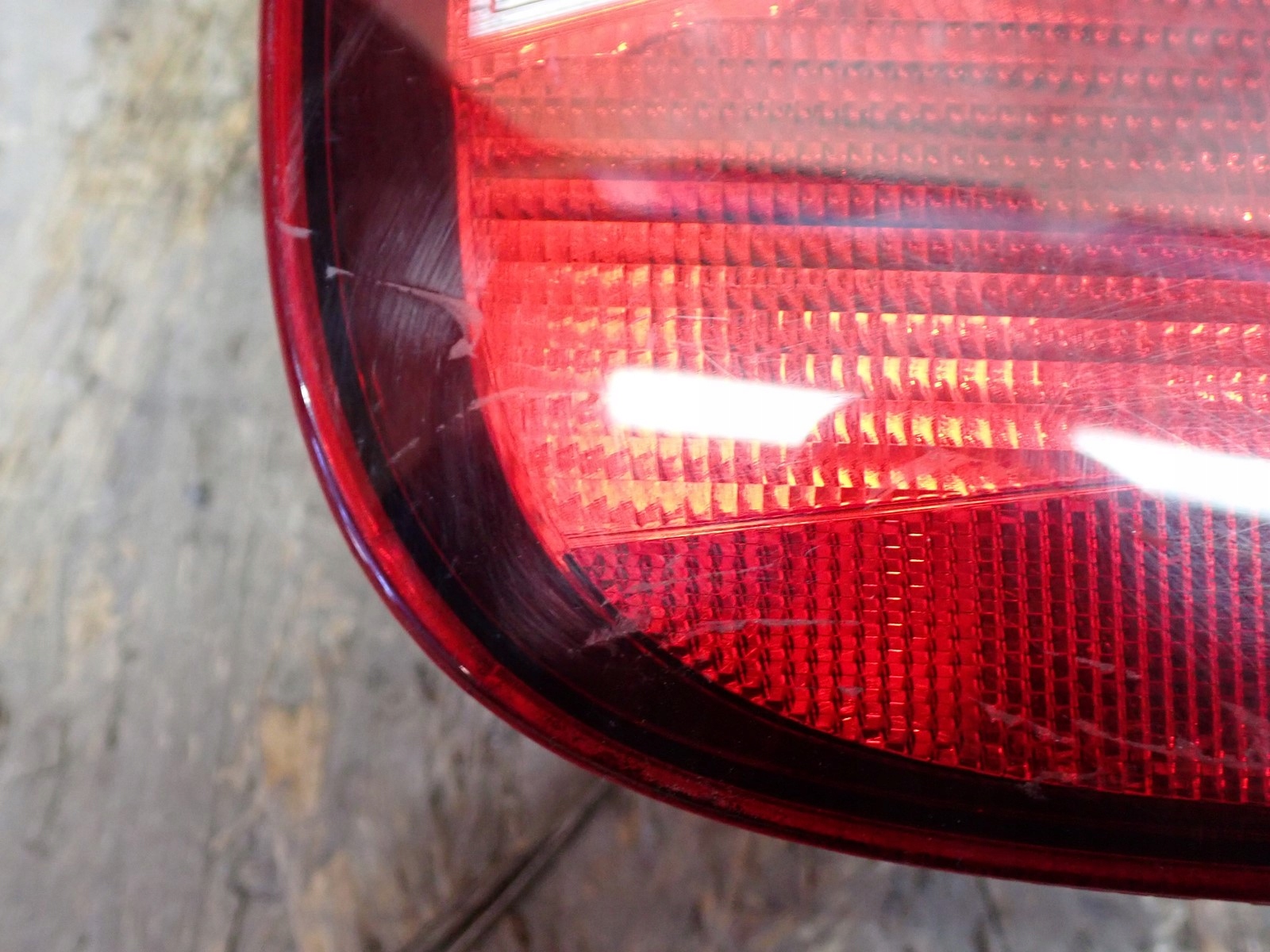 light left rear left rear part VW VOLKSWAGEN UP 1S 2011- 1S0945095G