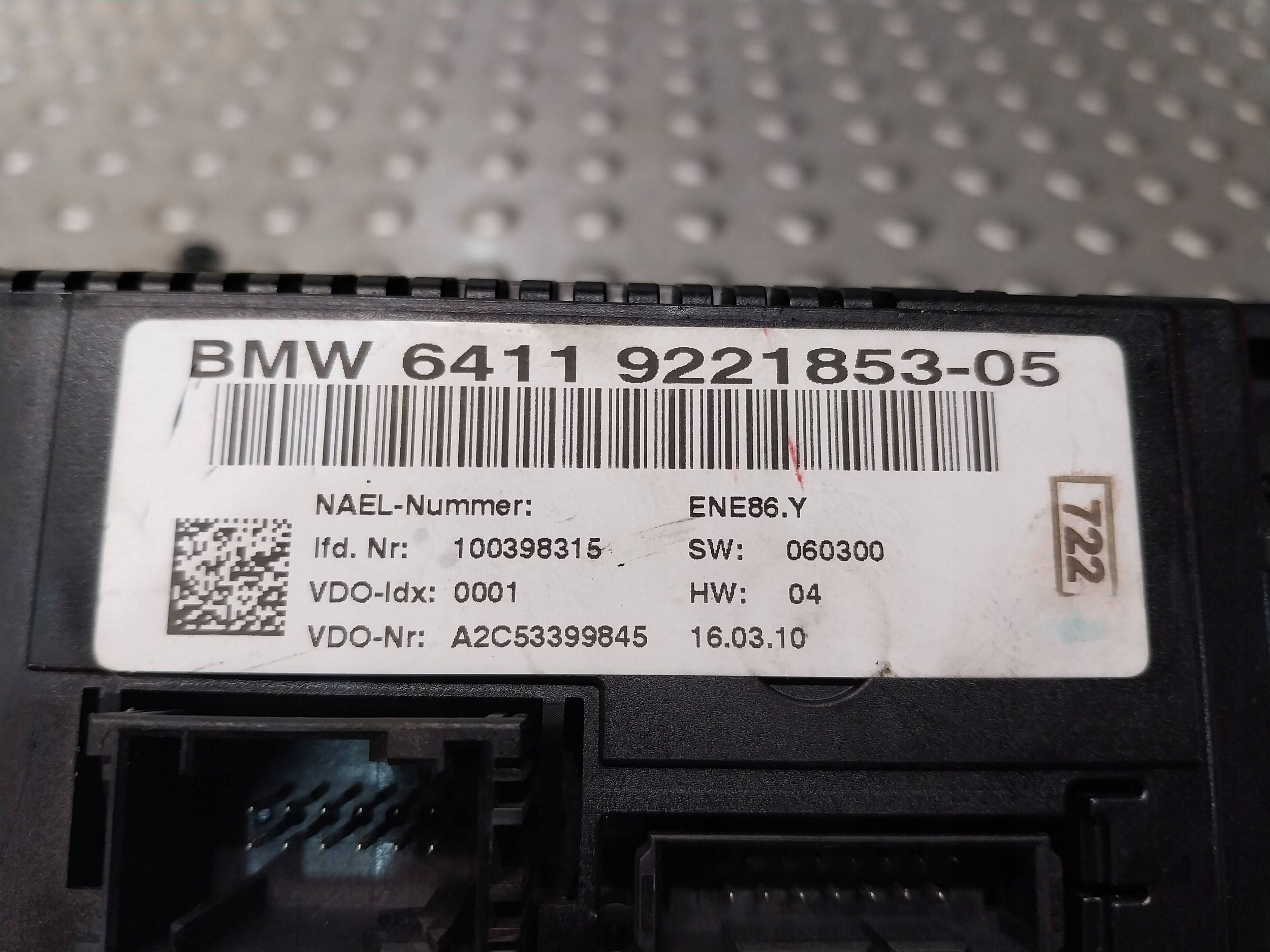 PANEL rešetka ventilacije klimatizacije 9221853 BMW E81 E82 E87 E90 E91 E92