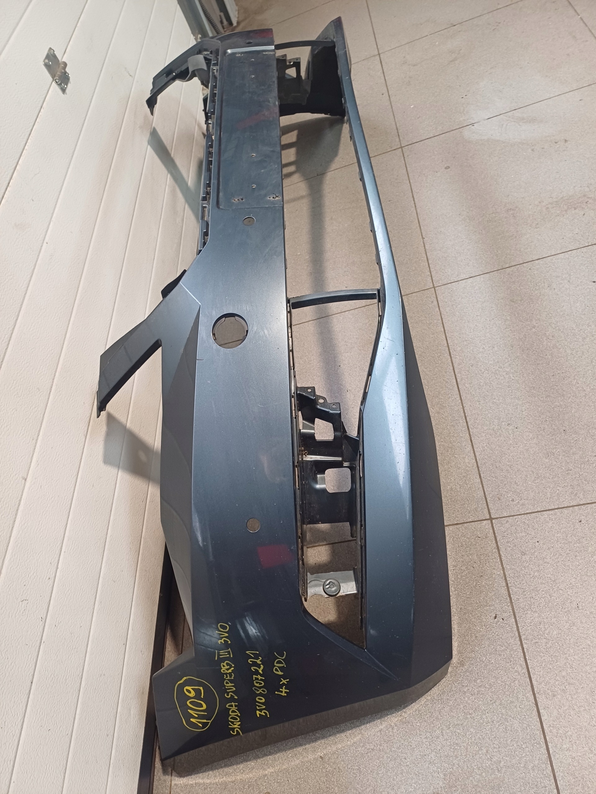 bumper front front SKODA SUPERB III 3 3V0 3V0807221 2015R
