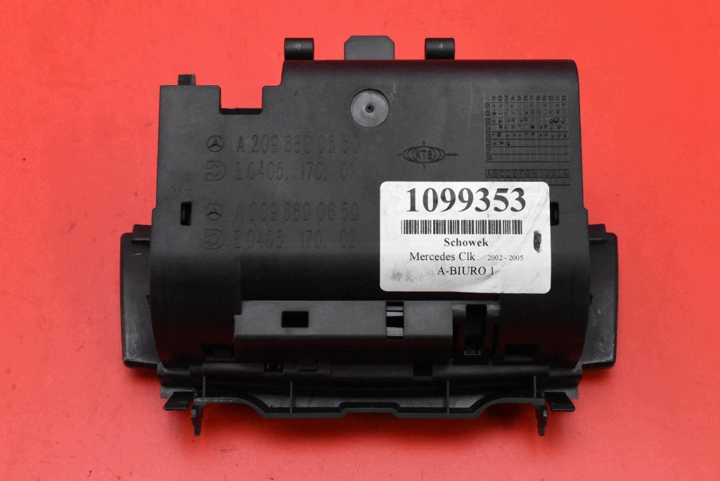Handschuhfach mitte A2096800550 MERCEDES CLK W209 C209 02-05