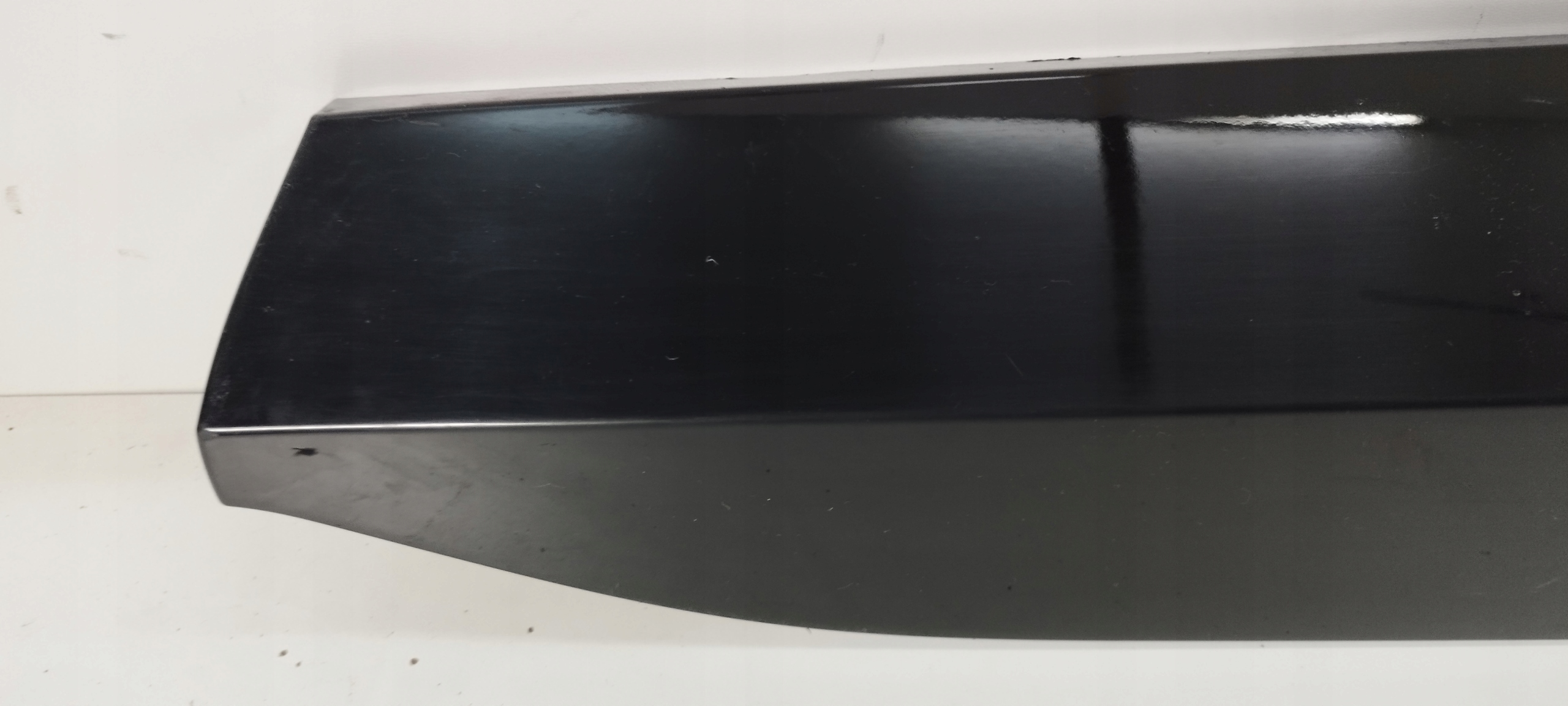 BMW XM G09 moulding door right front front 9851023
