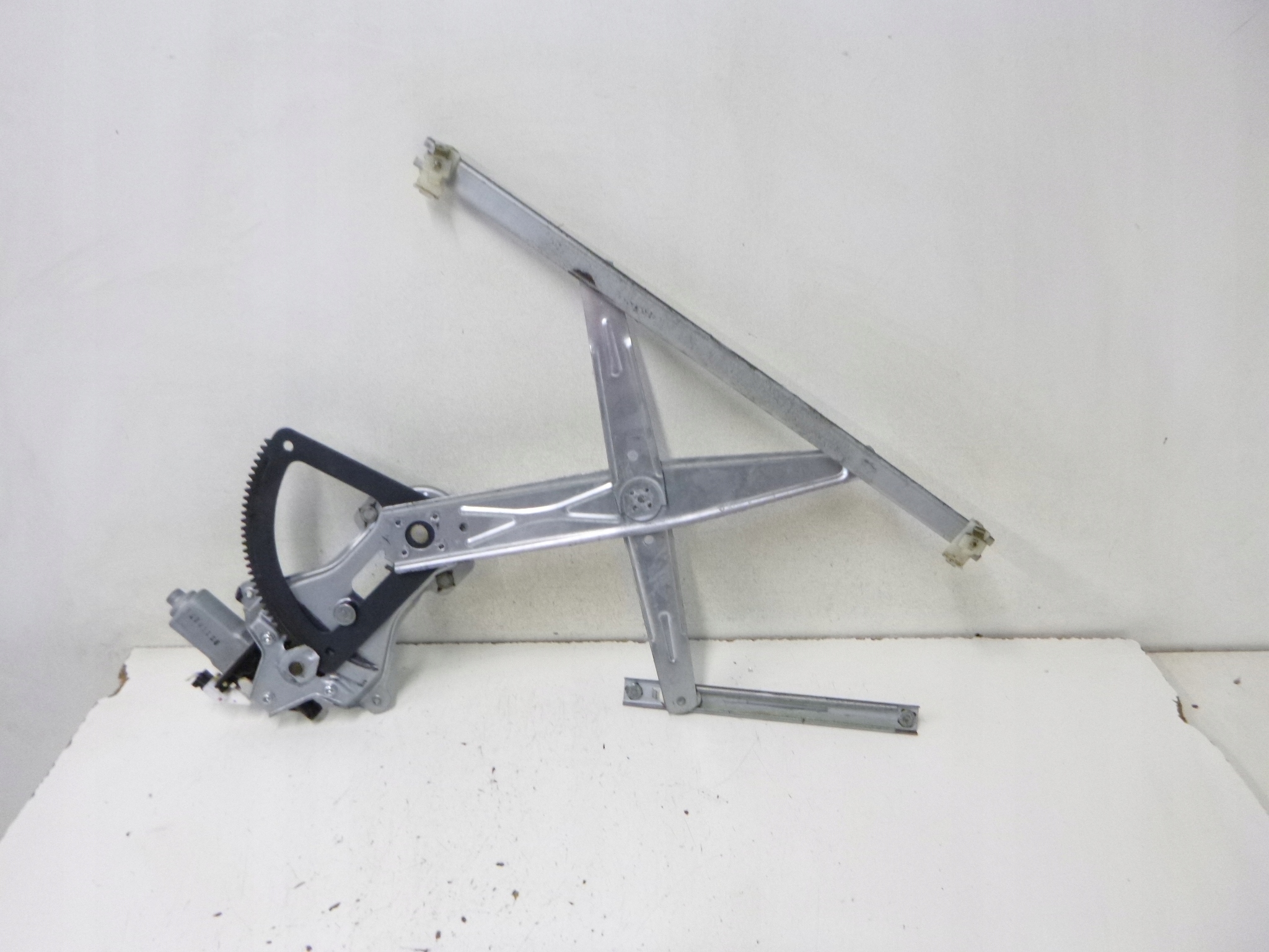 MÉCANISME VITRE AVANT GAUCHE CHEVROLET DAEWOO KALOS 05R.
