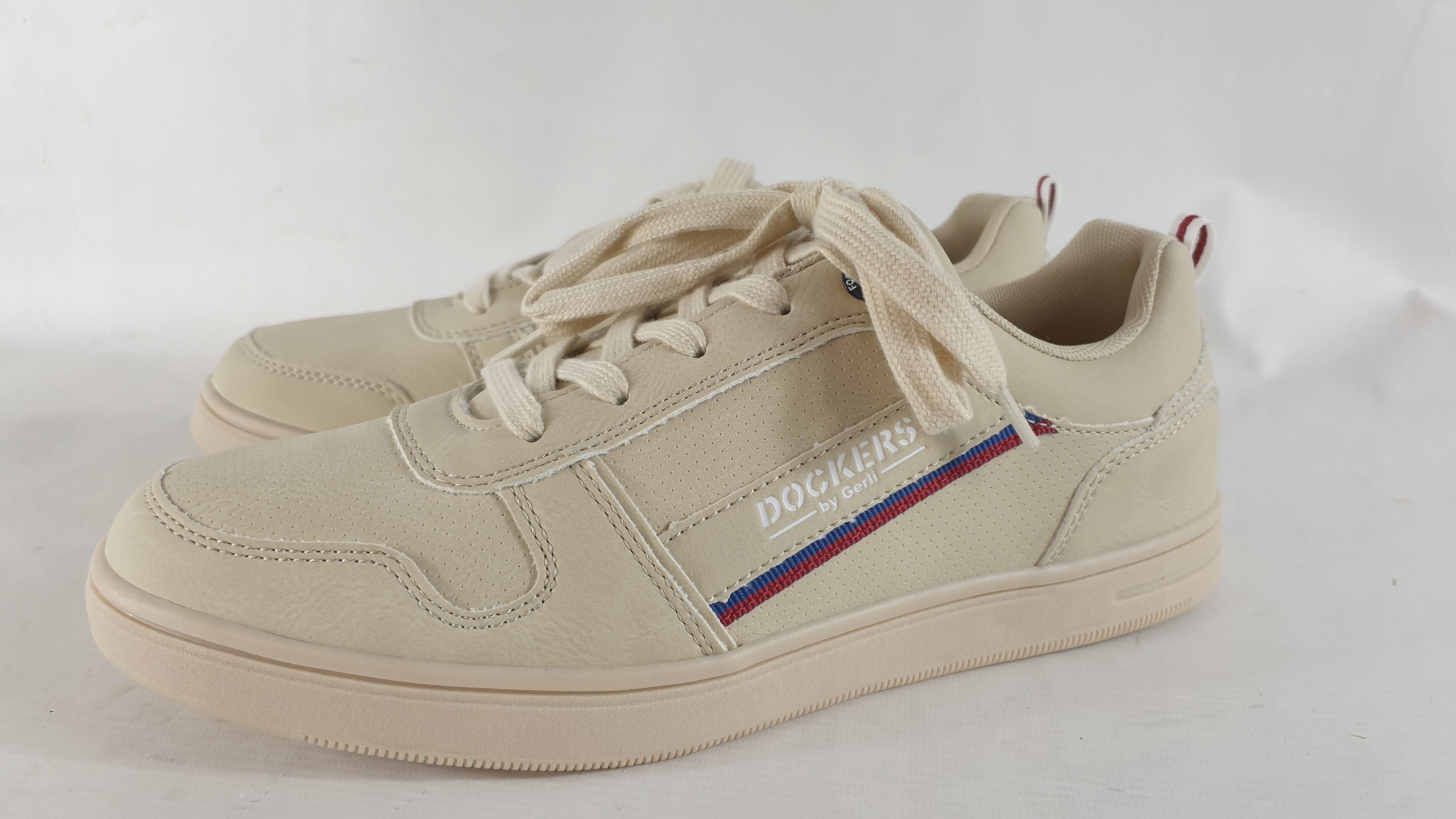 dockers sportovní boty velikost 42