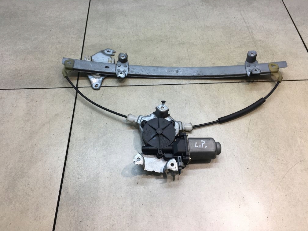 window regulator left front ALMERA N16 400601T1