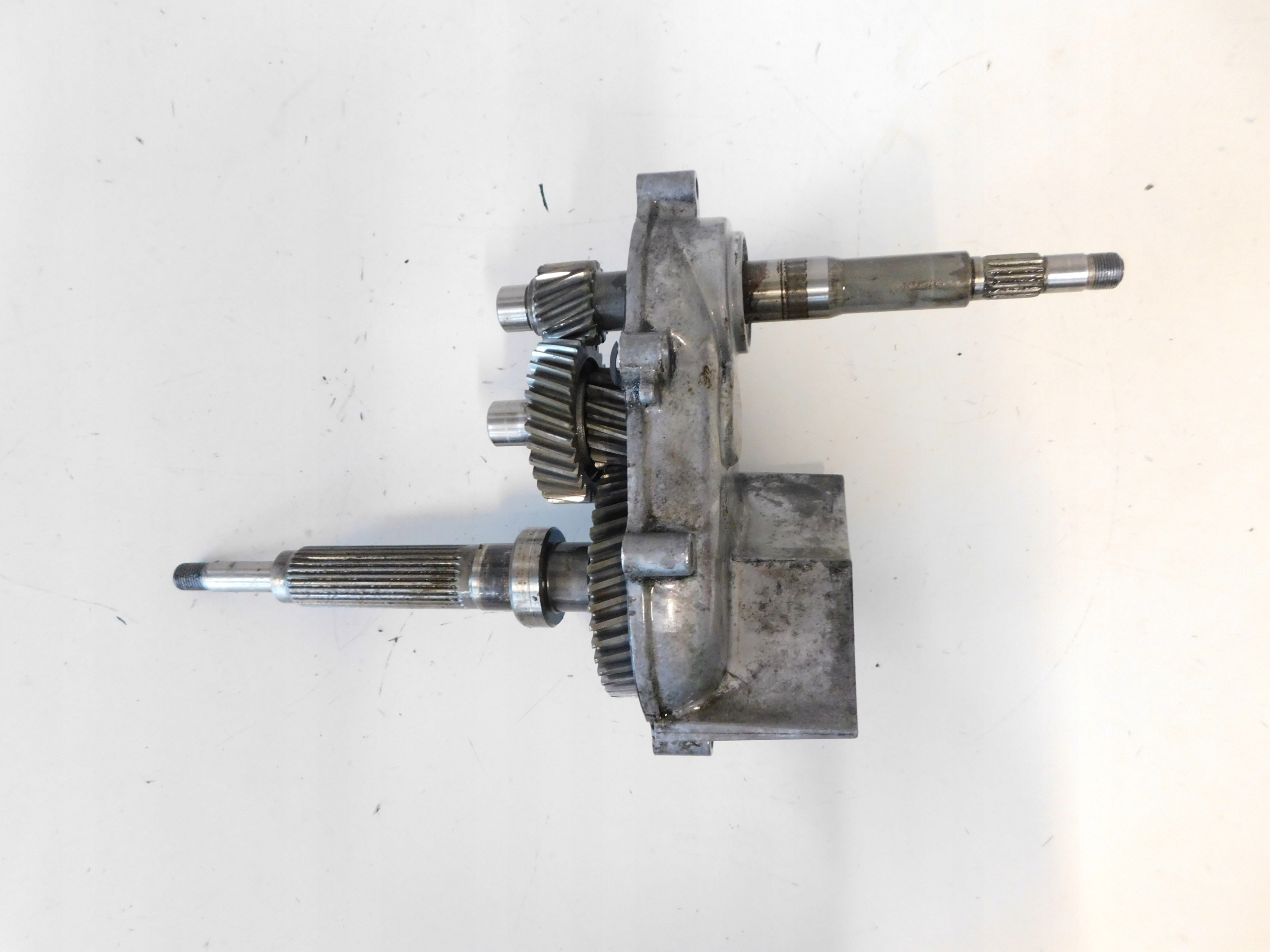 YAMAHA MAJESTY 400 SKRZYNIA PRZEKŁADNIA