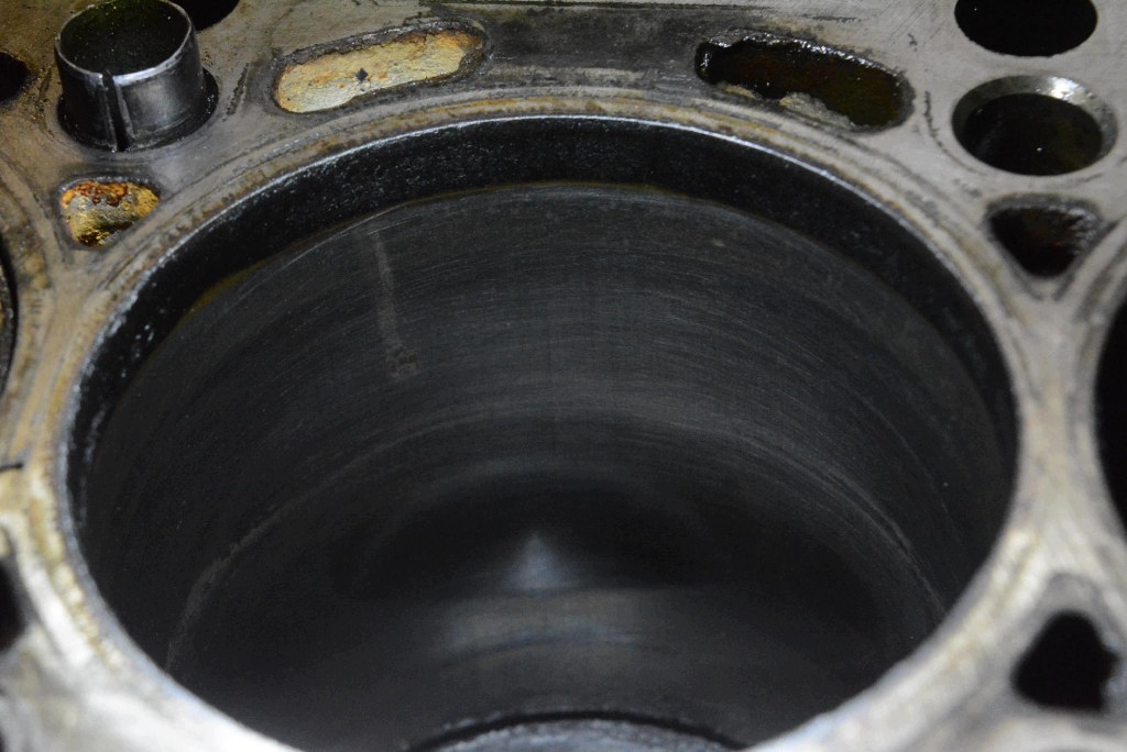 BLOK DOL MOTORU klika BKD DODGE CALIBER 1 a 2.0 CRD 140 KM 06-12