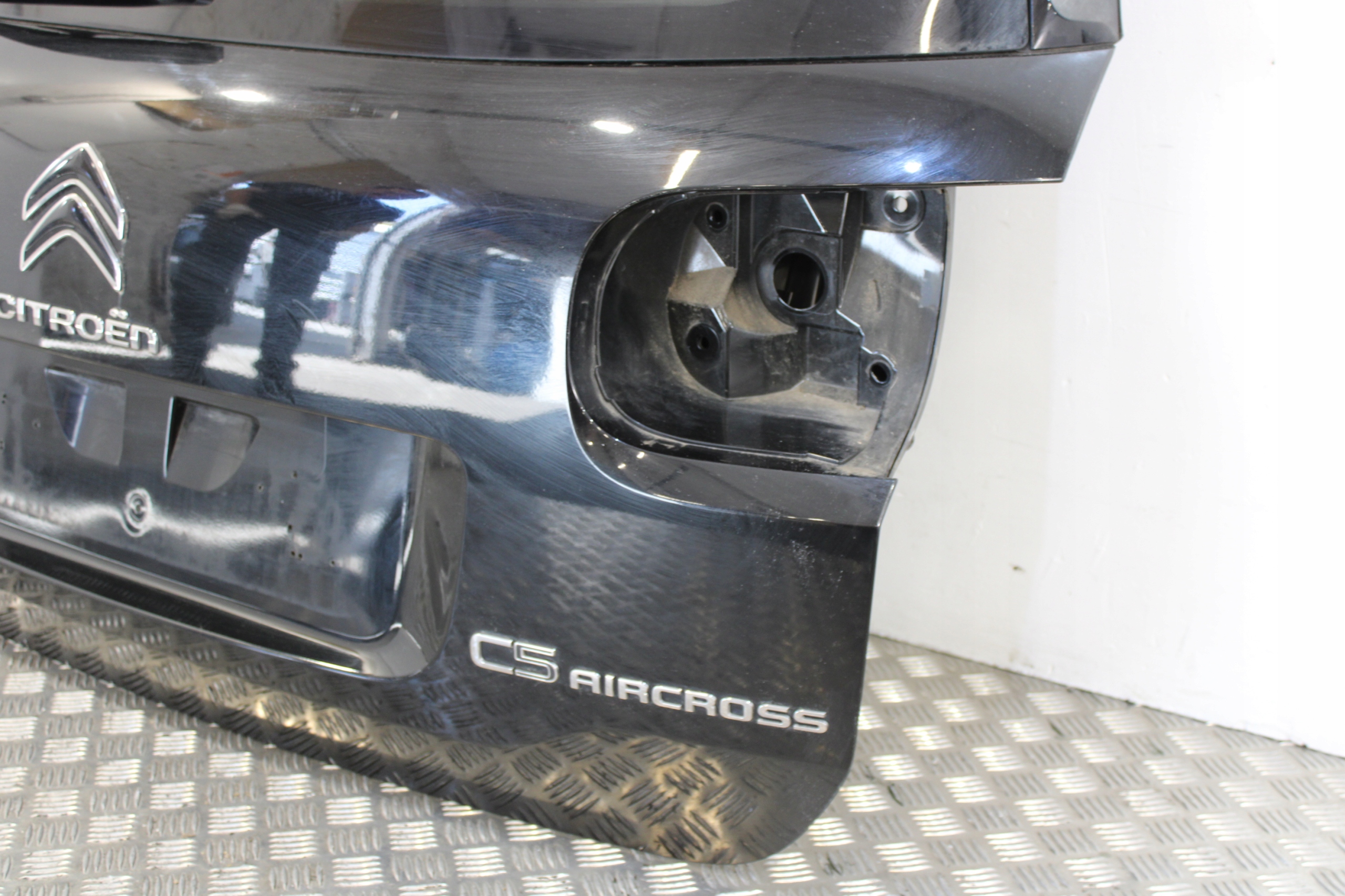 trunk door boot below KAMERE CITROEN C5 AIRCROSS