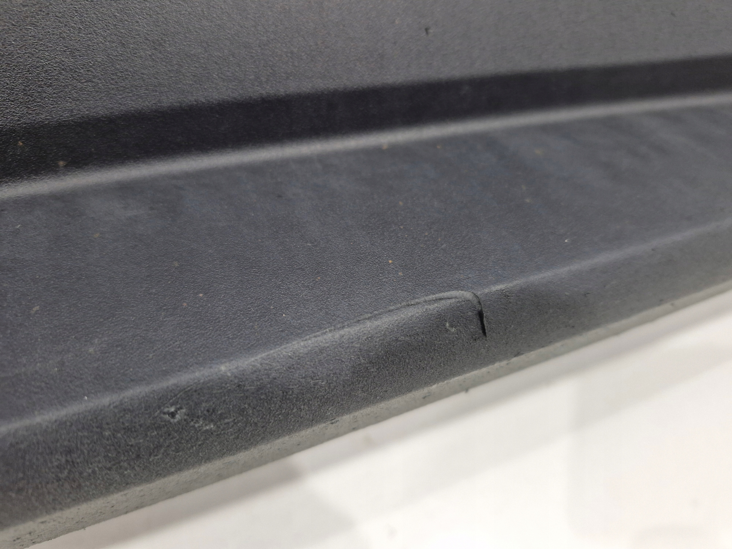 BMW X1 F48 moulding threshold right 7332328
