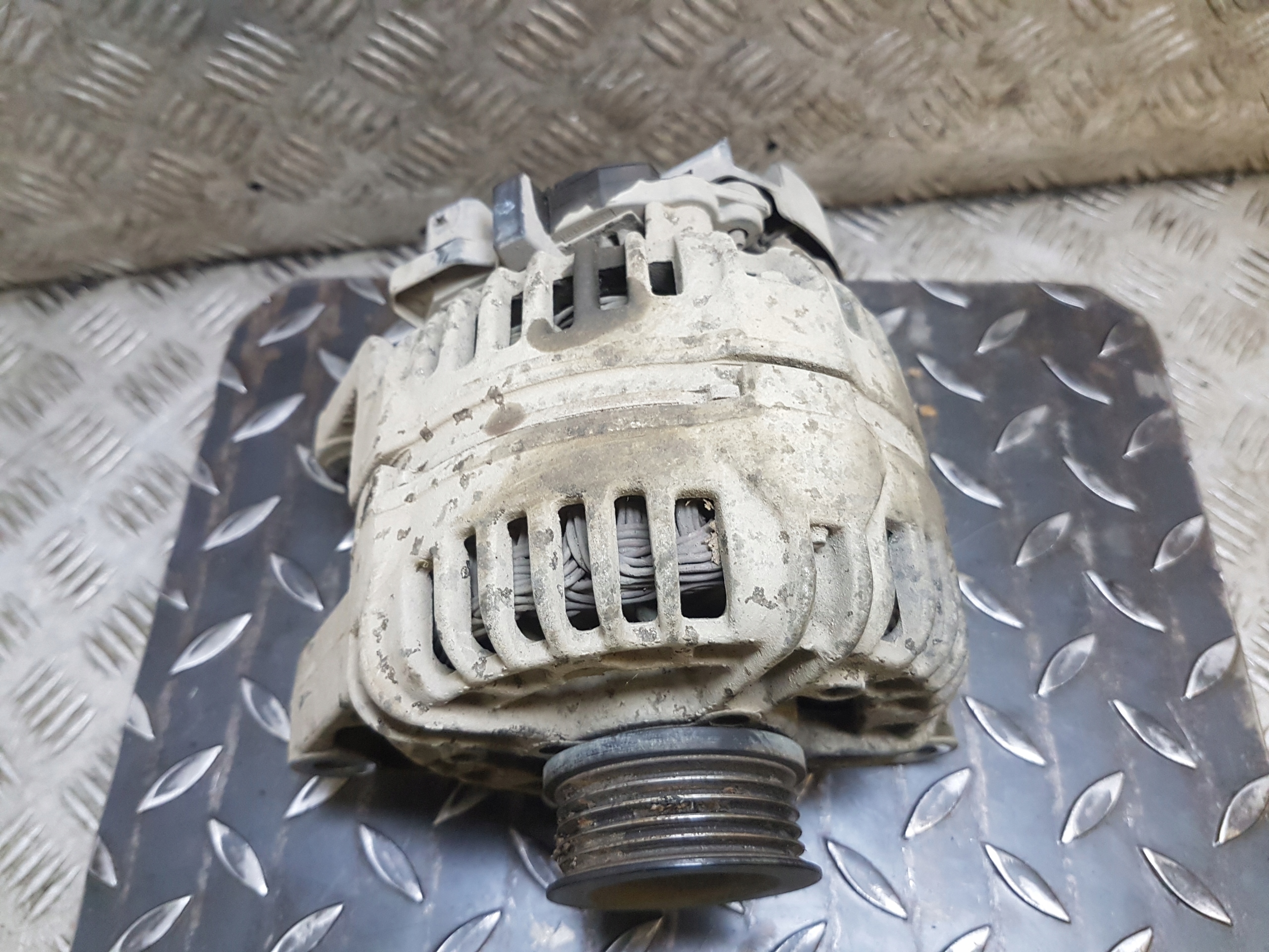 ALTERNATOR OPEL CORSA D 13222931 120A