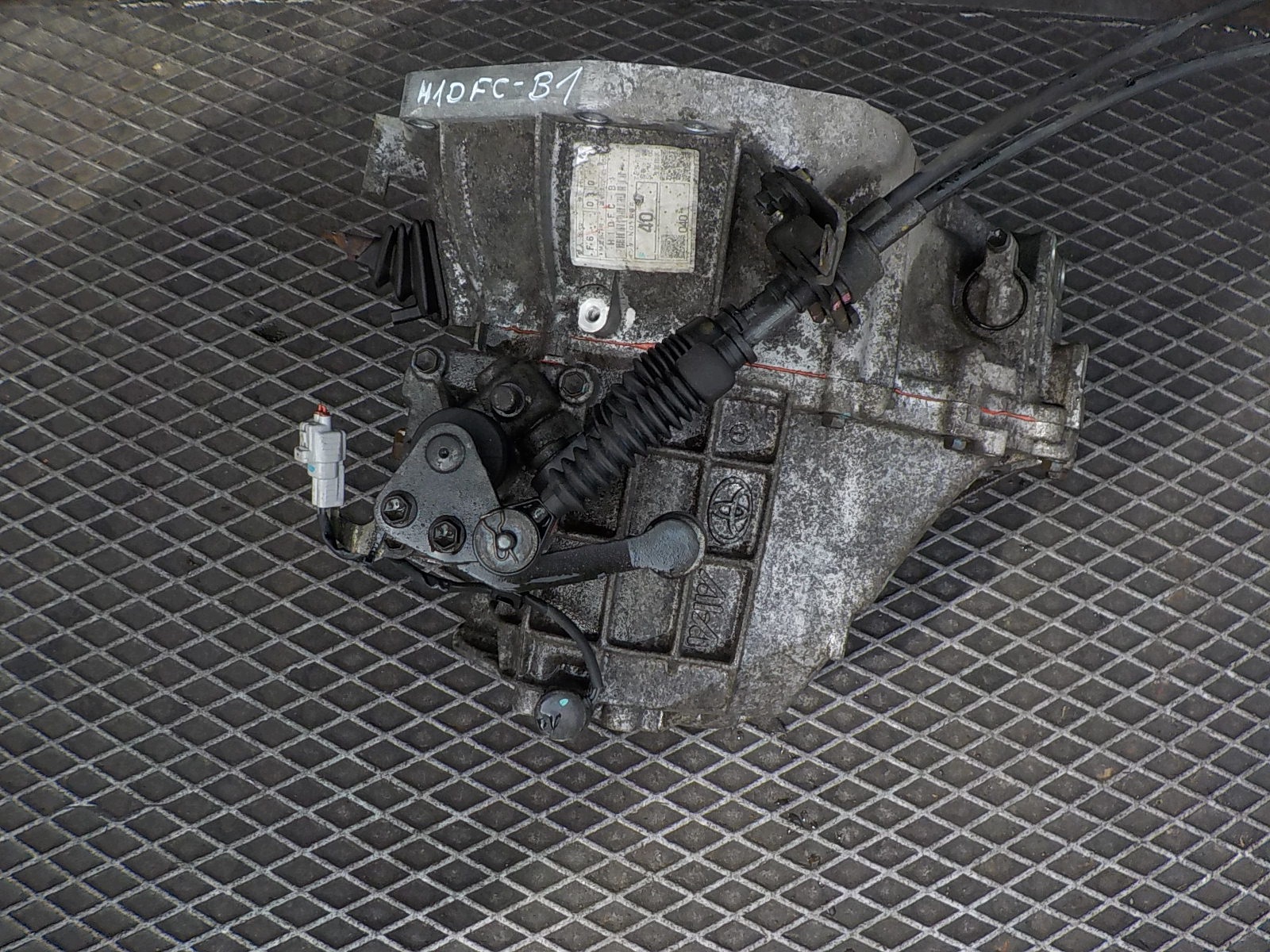 TOYOTA YARIS II 1.0 B original gearbox, H1DFC-B1