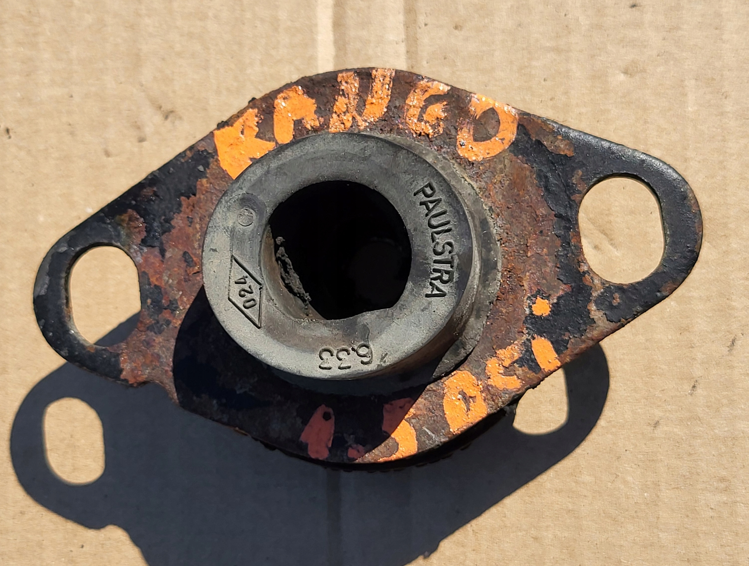 gearbox mounting RENAULT KANGOO and 1.5 DCI OE 8200089697D