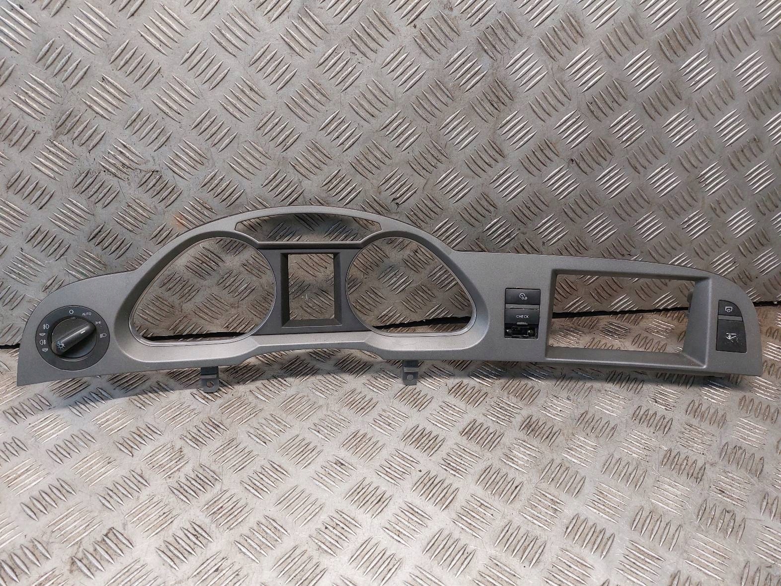 instrument panel frame AUDI A6 C6 4F1941531D 4F1857115D 4F1927227A 4F0927123A