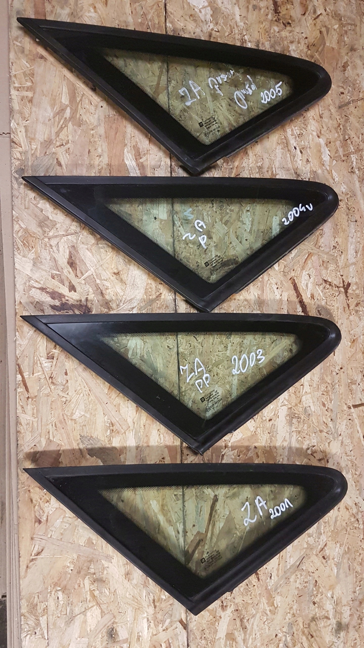 window bodywork right front right front OPEL ZAFIRA A and left front