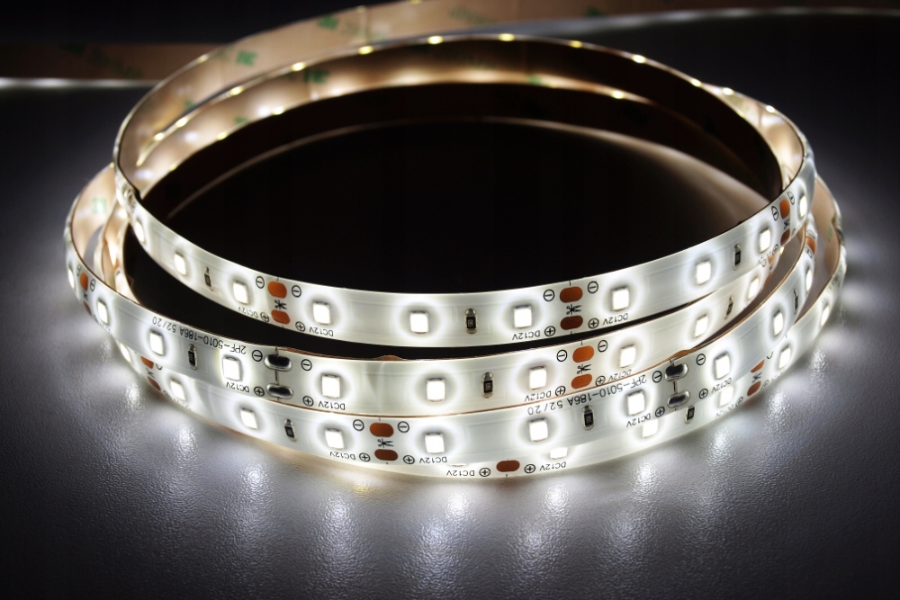 HQS-12W-60LED-NW-12V-50M: Profesionálny Led pás 12W/m, 12V, 60 Led 2835 biela