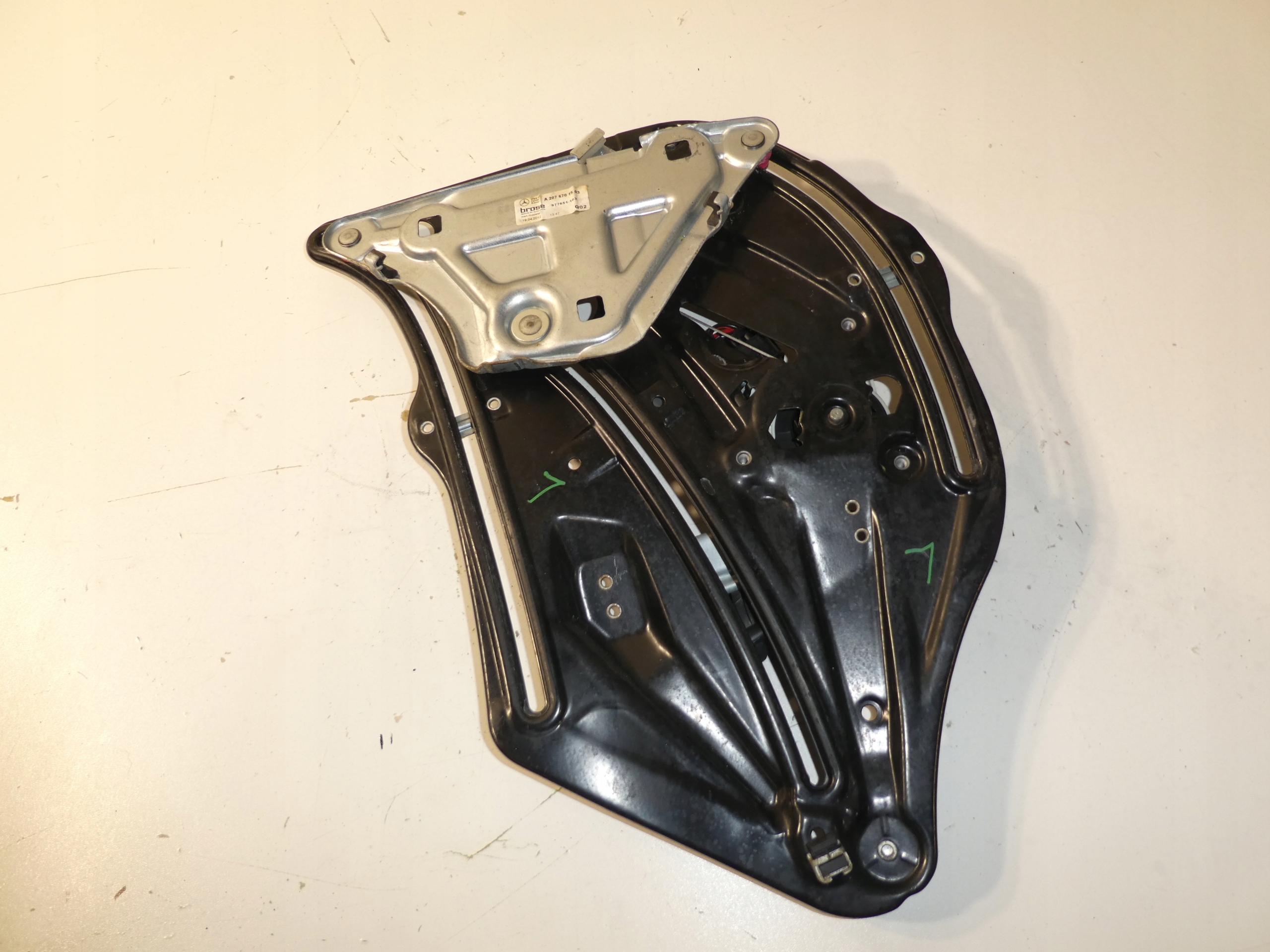 window regulator rear part MERCEDES E W207 CABRIO A2076701503