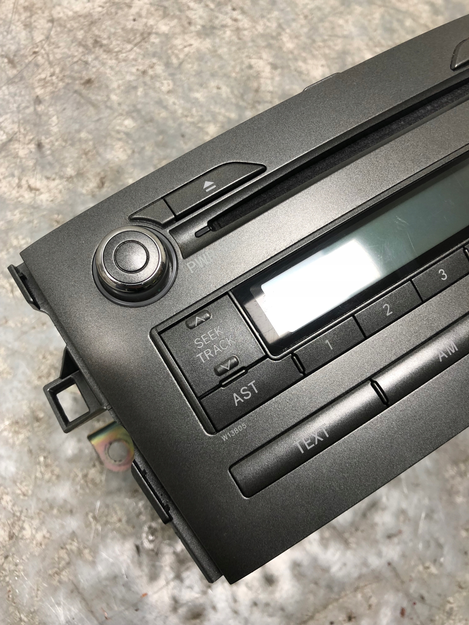 RADIO CD TOYOTA AURIS e 86120-02520