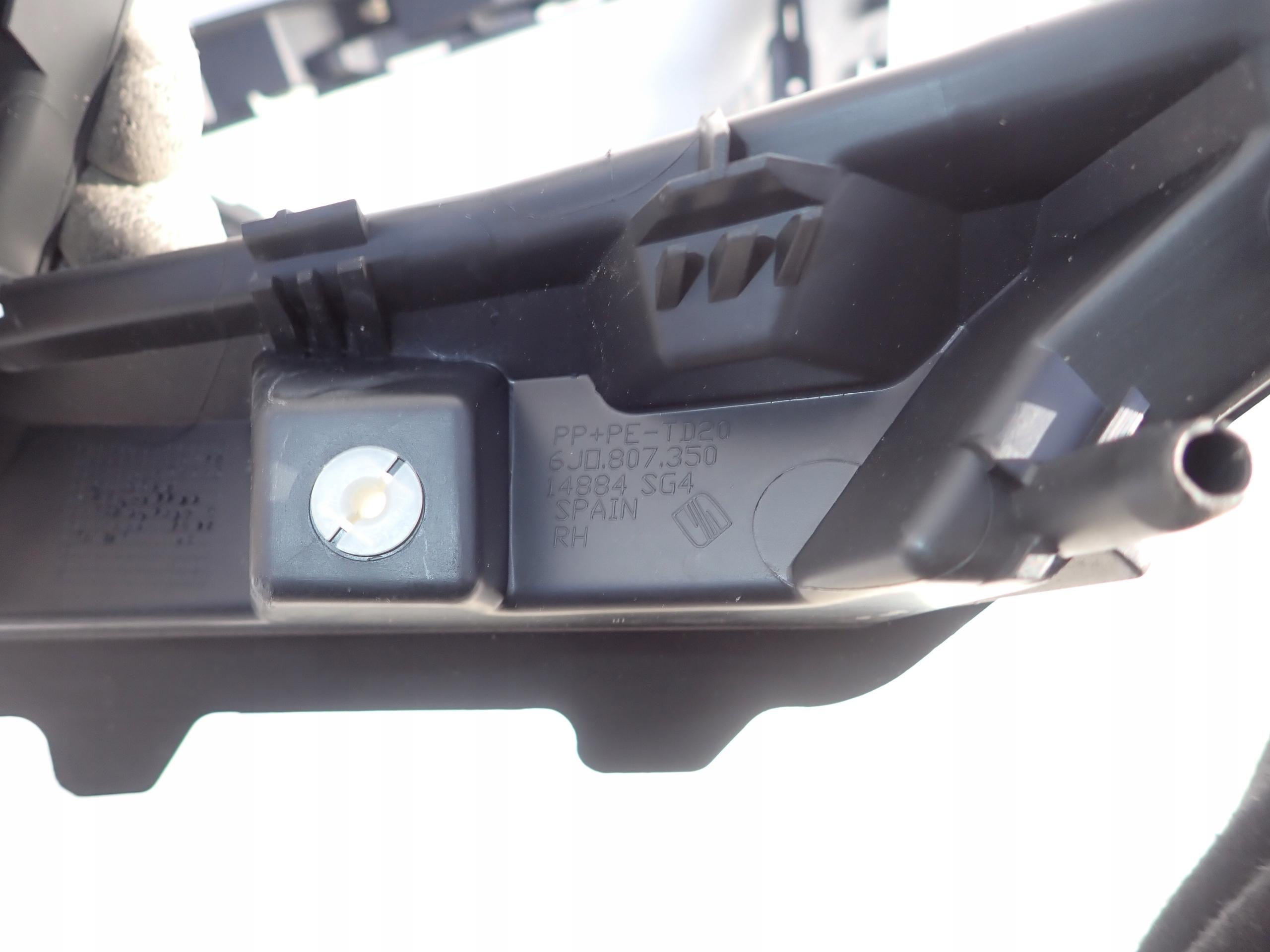 SEAT IBIZA IV 6J FR frame holder fog lights right