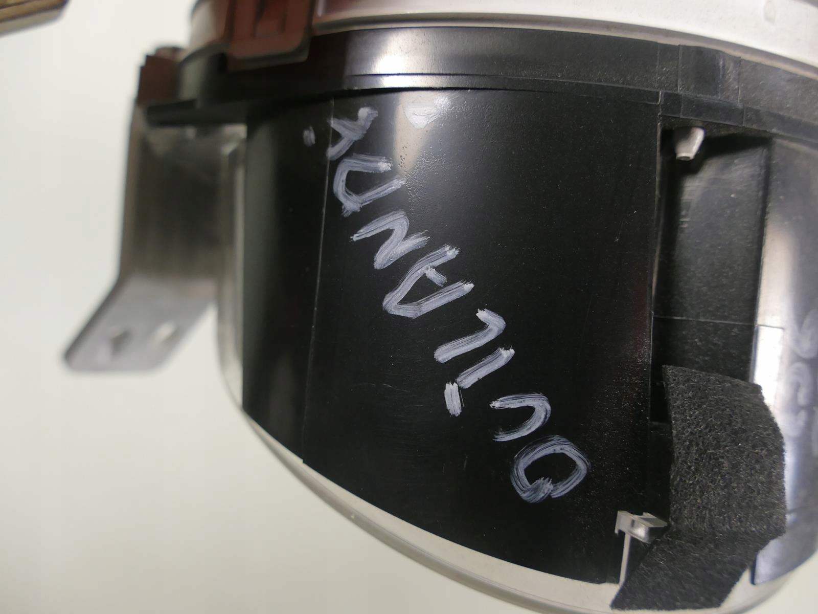 mitsubishi Outlander II 2.4 b автомат спидометр часы англия