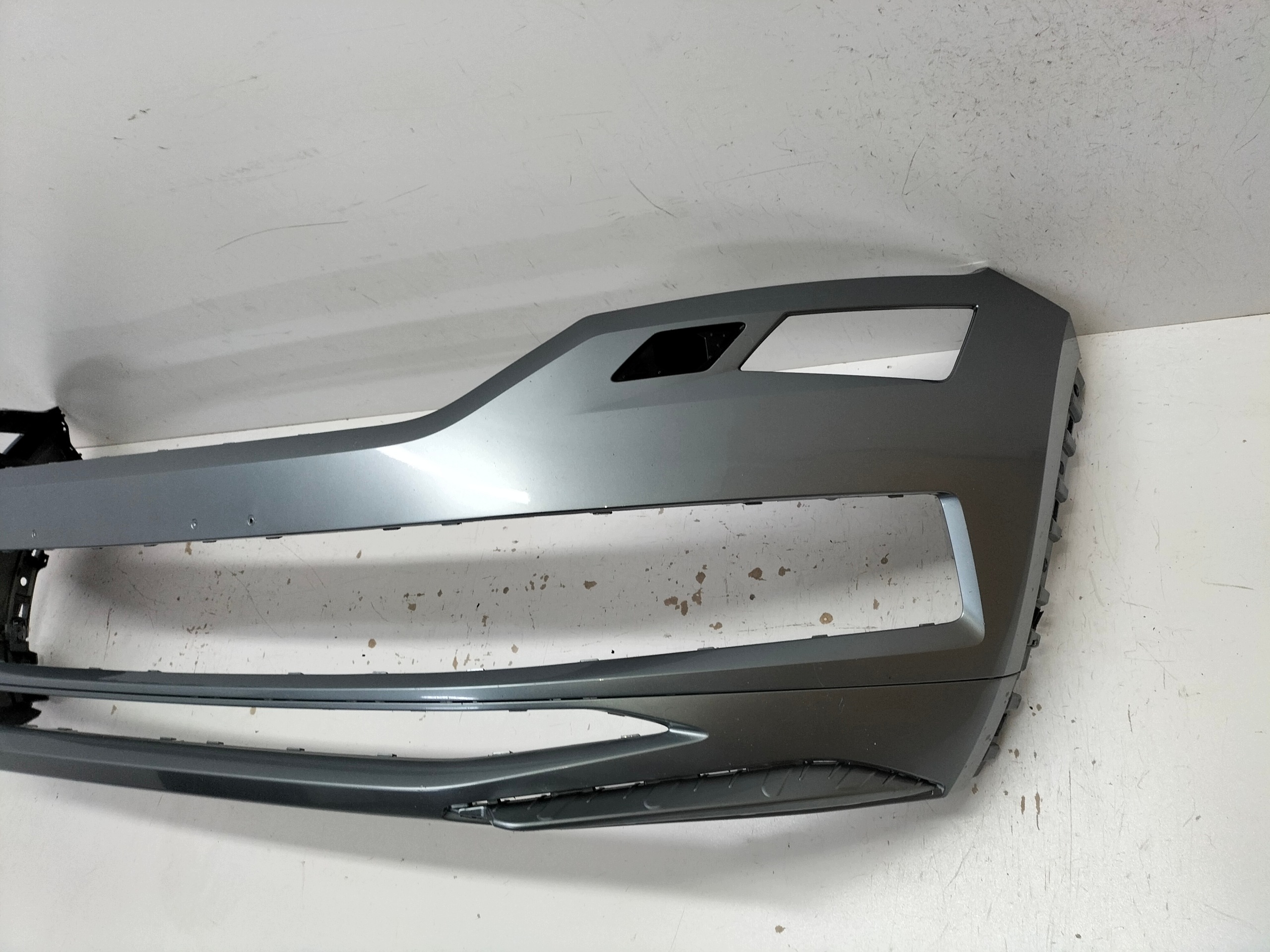 front bumper front SKODA KODIAQ and 16-21 RS wersja below washers ,