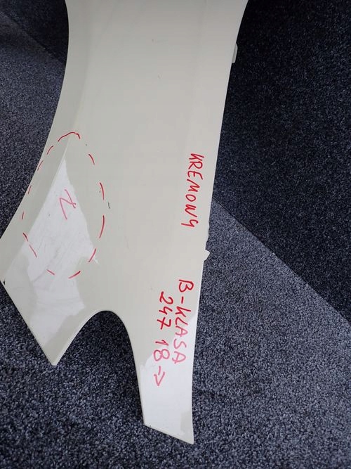 MERCEDES W247 247 B-KLASA 18- fender right front front