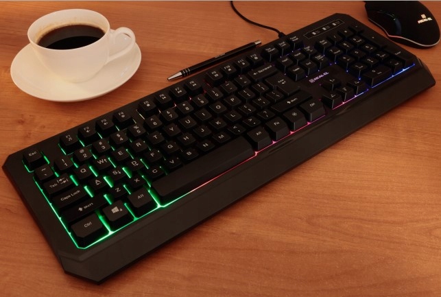 Klawiatura multimedialna z podświetleniem REAL-EL Comfort 7001EN Interfejs USB