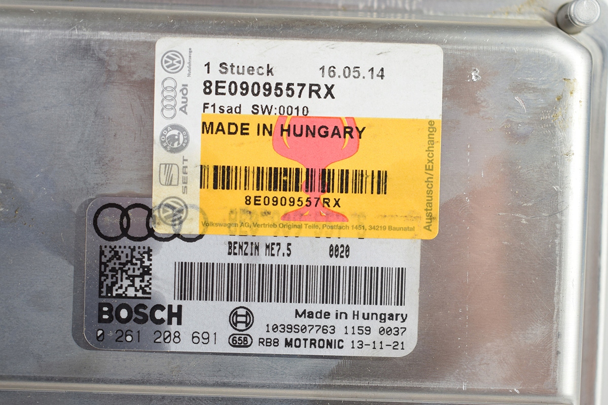 computer control unit AUDI 0261208691 8E0909557RX