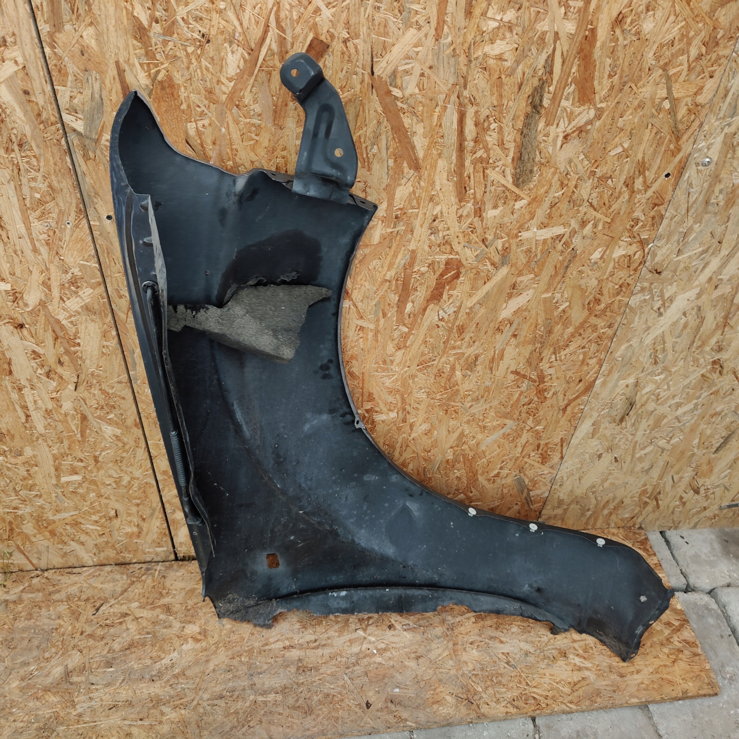 fender front front left NISSAN NAVARA