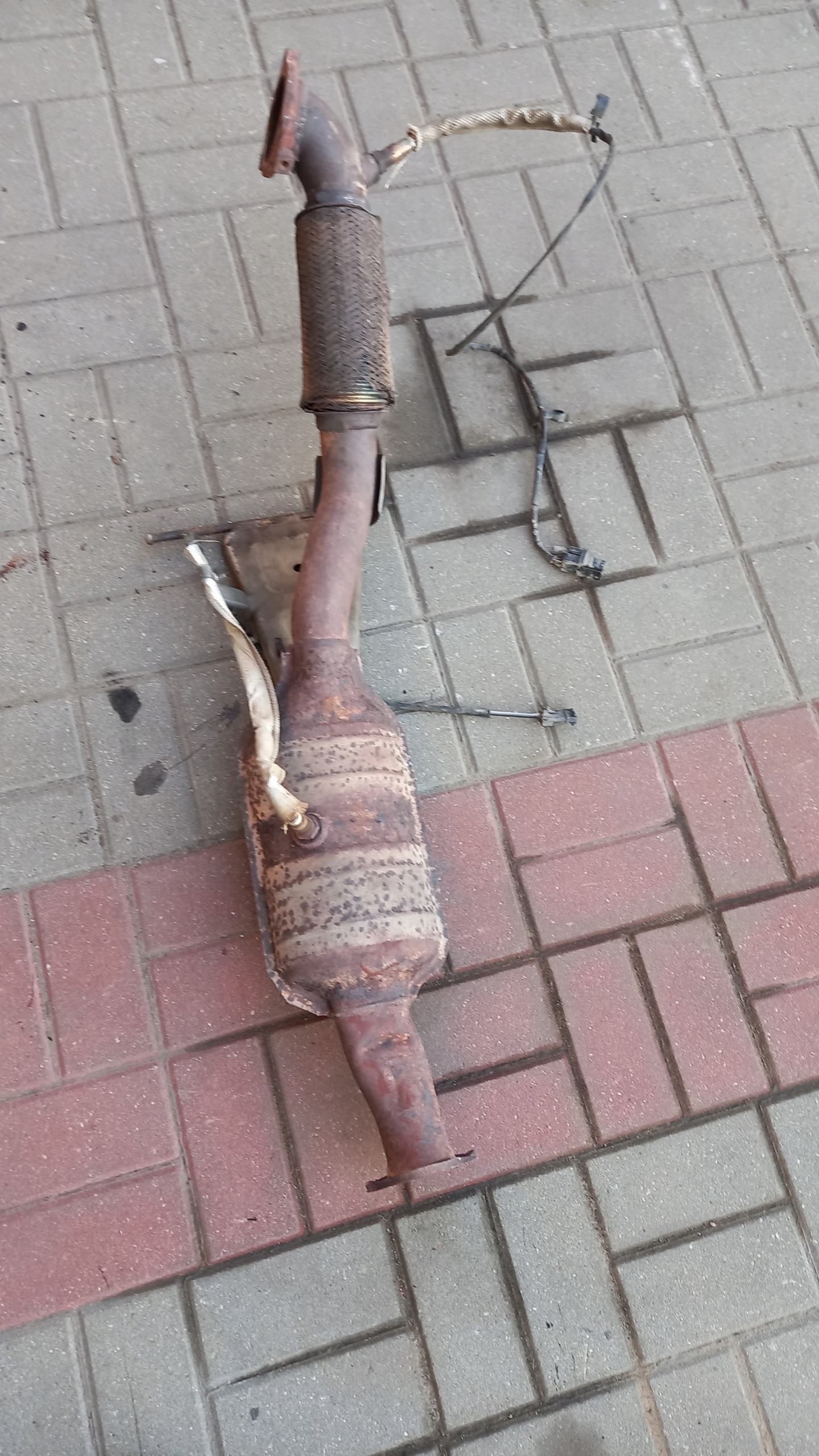 Катализатор лямбда-датчика VOLVO V70 XC70 2.5 T