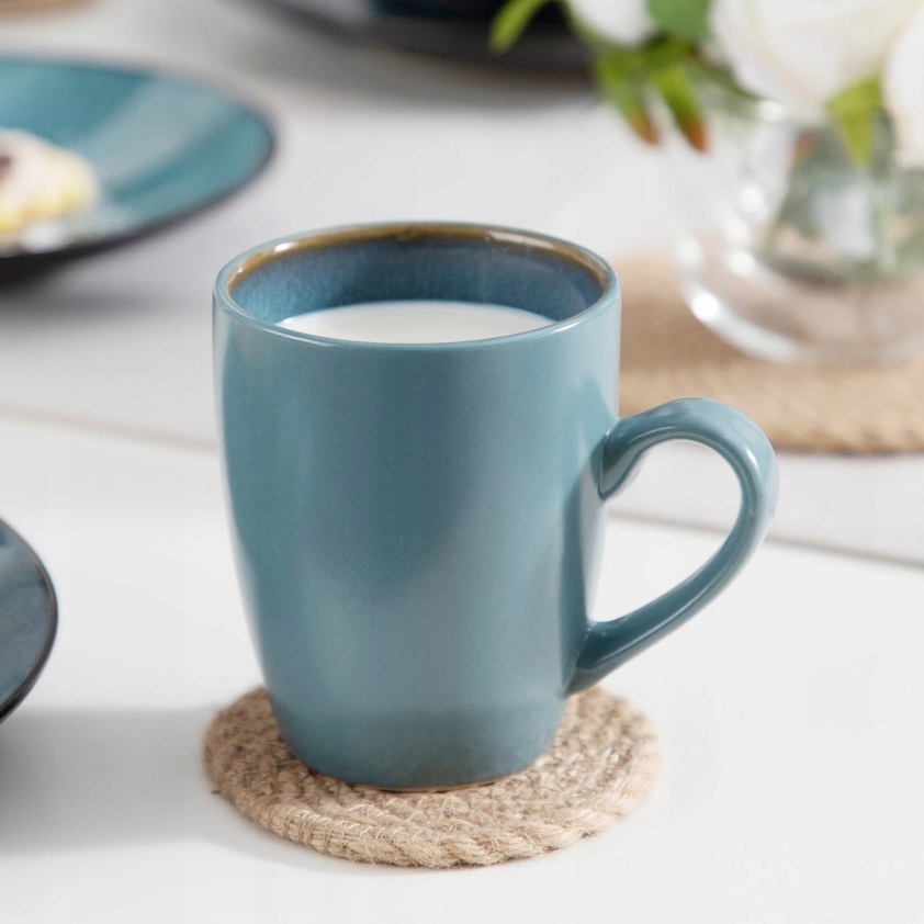 Serwis obiadowy Vintage Retro kamionka zastawa 12o Liczba elementów w zestawie 48